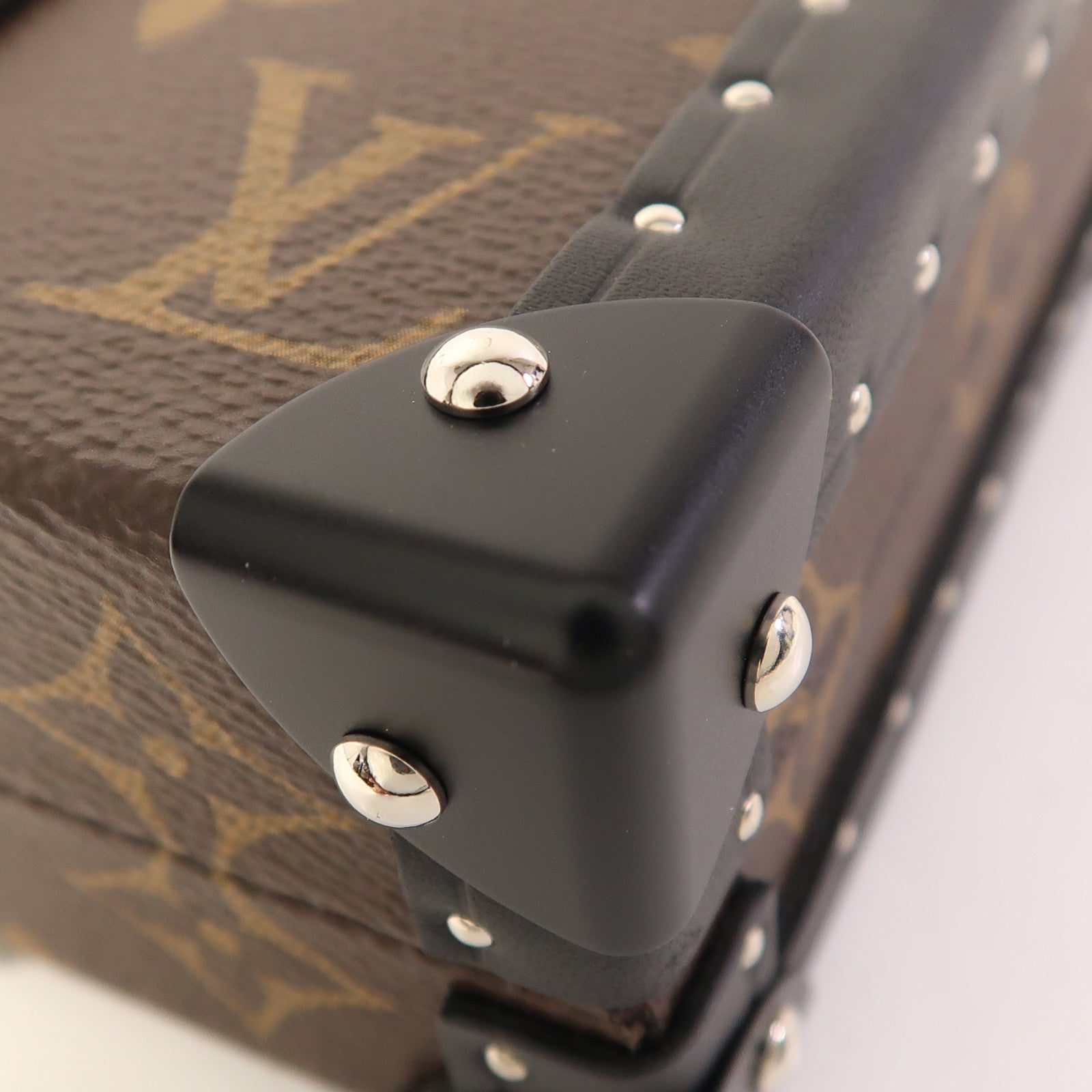 LOUIS VUITTON Monogram Wallet Trunk銀扣手拿包
