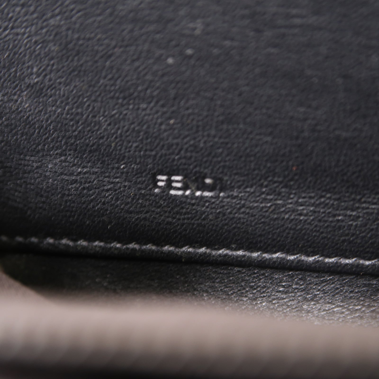 FENDI 帆布Long Round Zipper Wallet金扣長錢包啡色/黑色