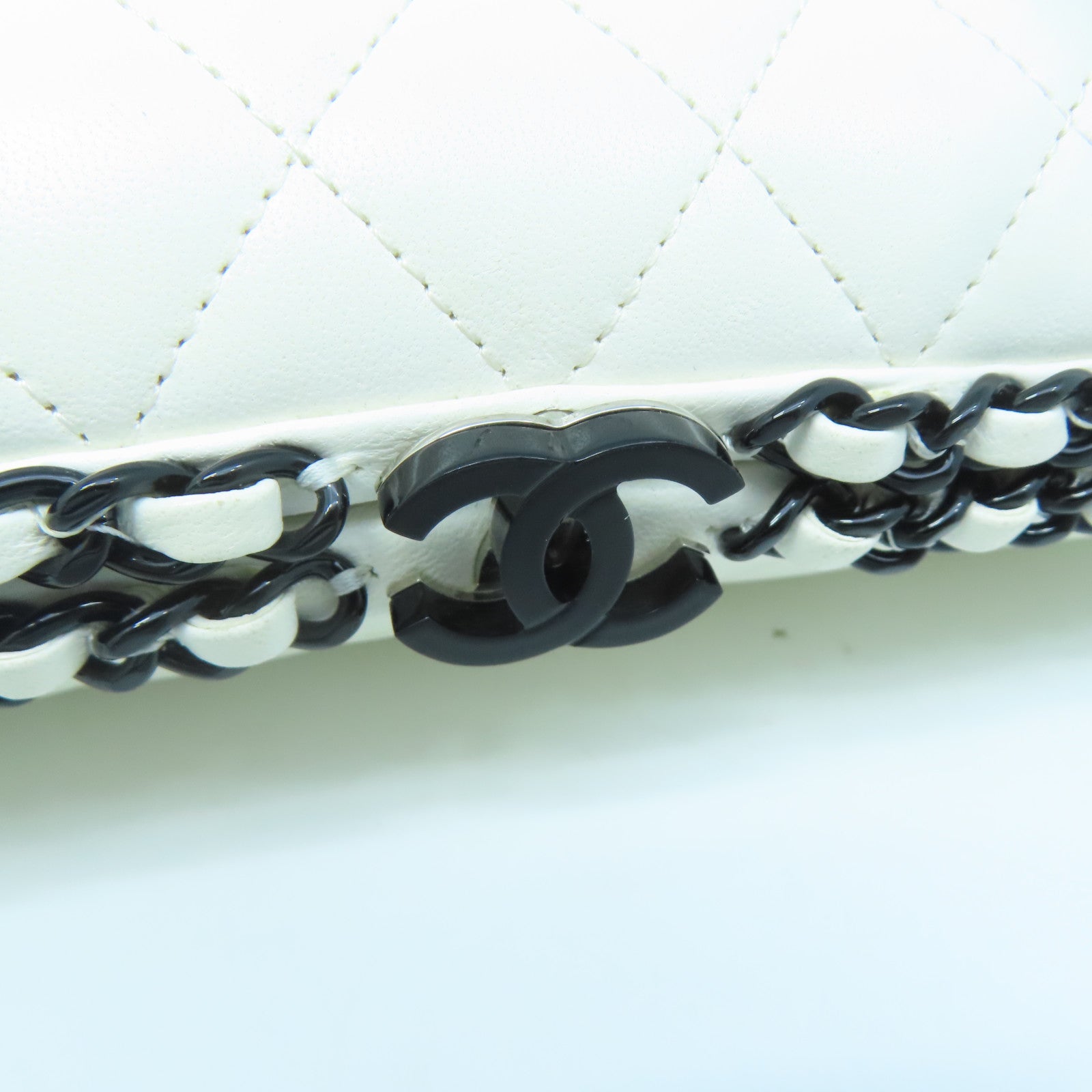CHANEL Cowhide Leather Chain Shoulder Silver Buckle Chain Belt Shoulder Bag White