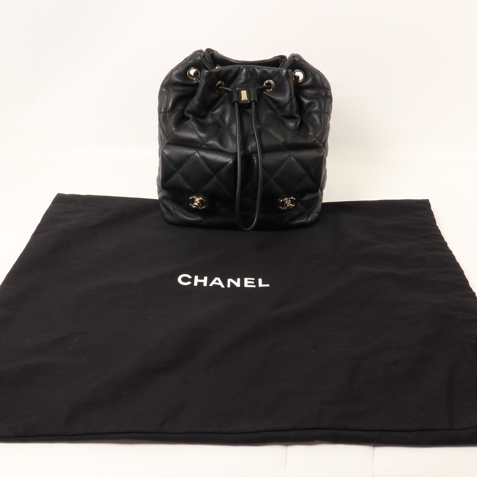 CHANEL 牛皮皮革Backpack鏈帶背包