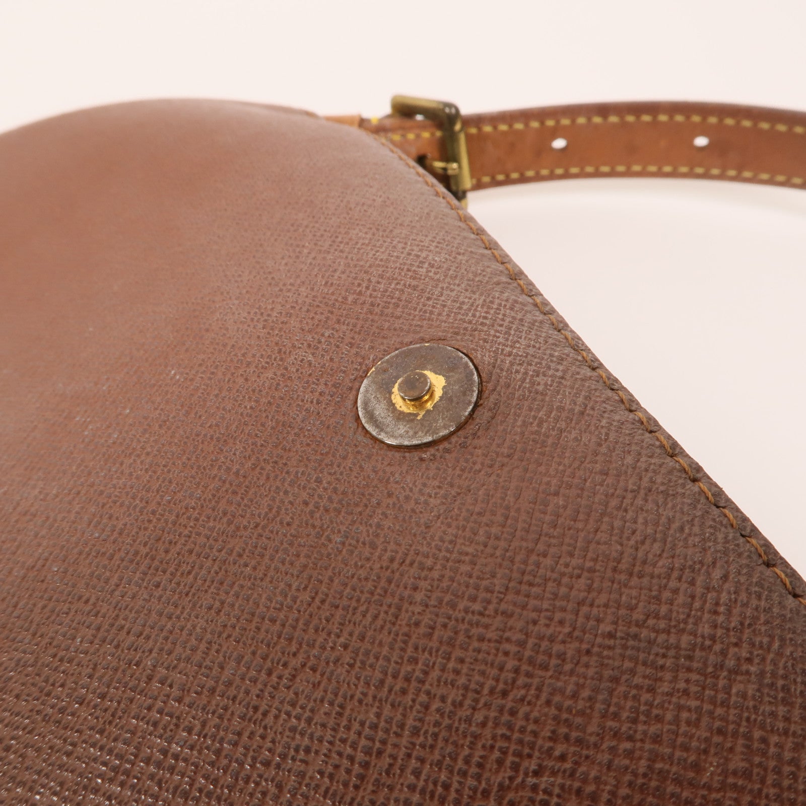 LOUIS VUITTON Monogram Musette Tango金扣肩背袋