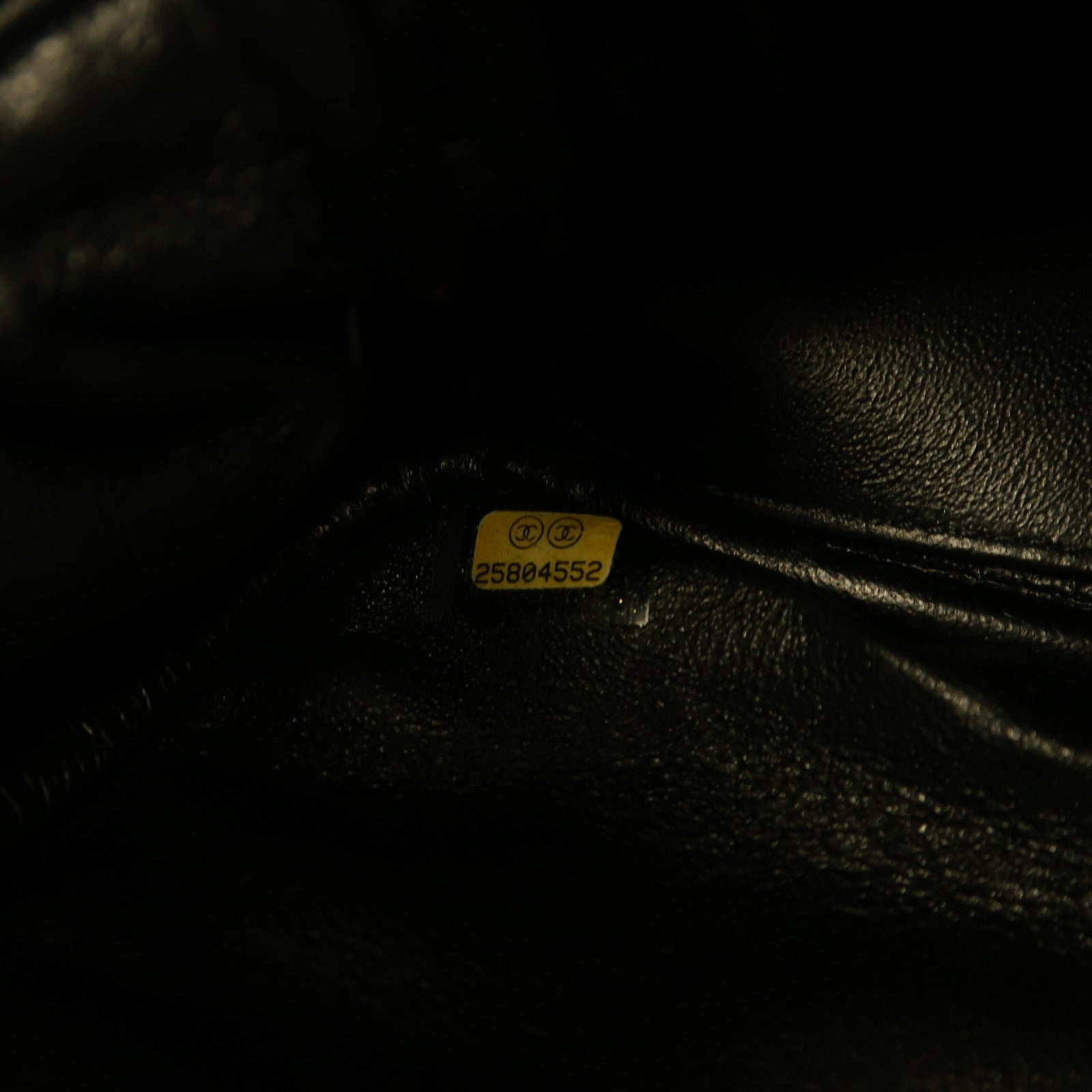 CHANEL 菱格Caviar皮革Chain Shoulder金扣鏈帶肩背袋黑色