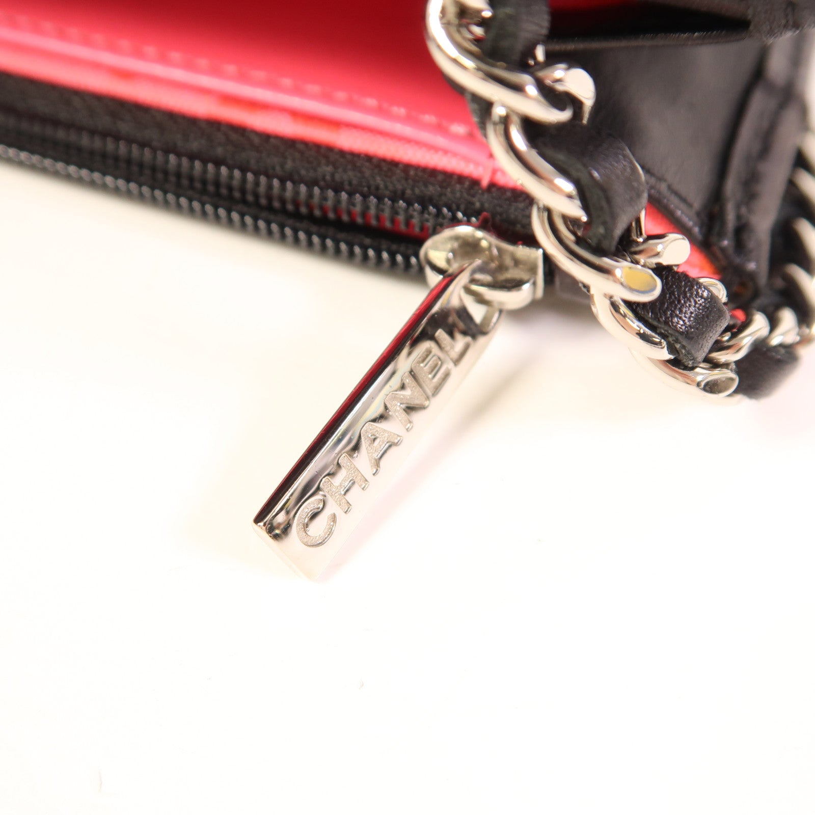 CHANEL 牛皮皮革WOC Wallet On Chain銀扣鏈帶肩背袋