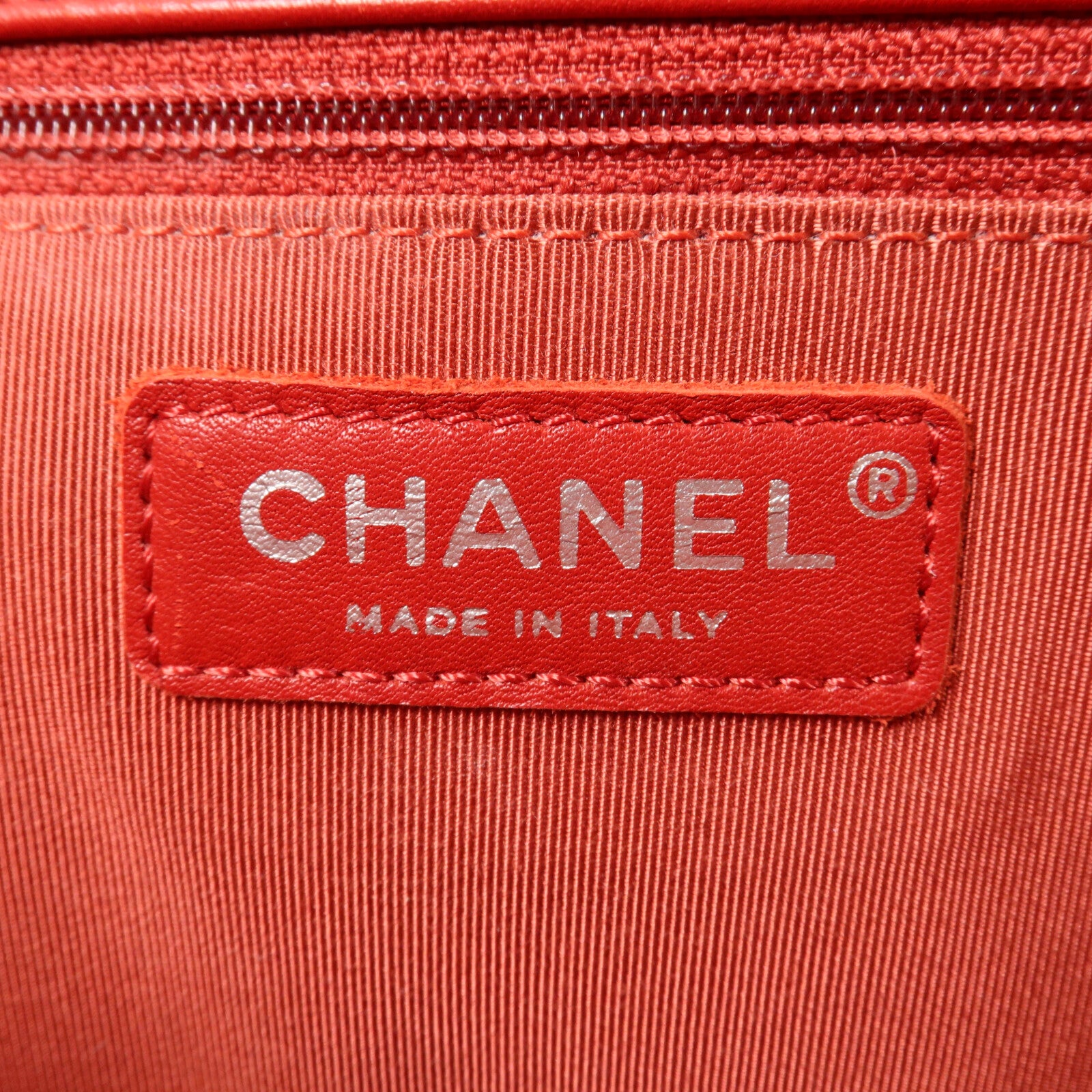 CHANEL 羊皮皮革Boy 28鏈帶肩背袋