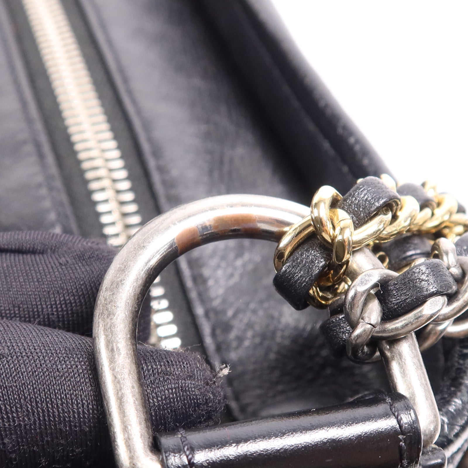 CHANEL 牛皮皮革Gabrielle Medium鏈帶肩背袋