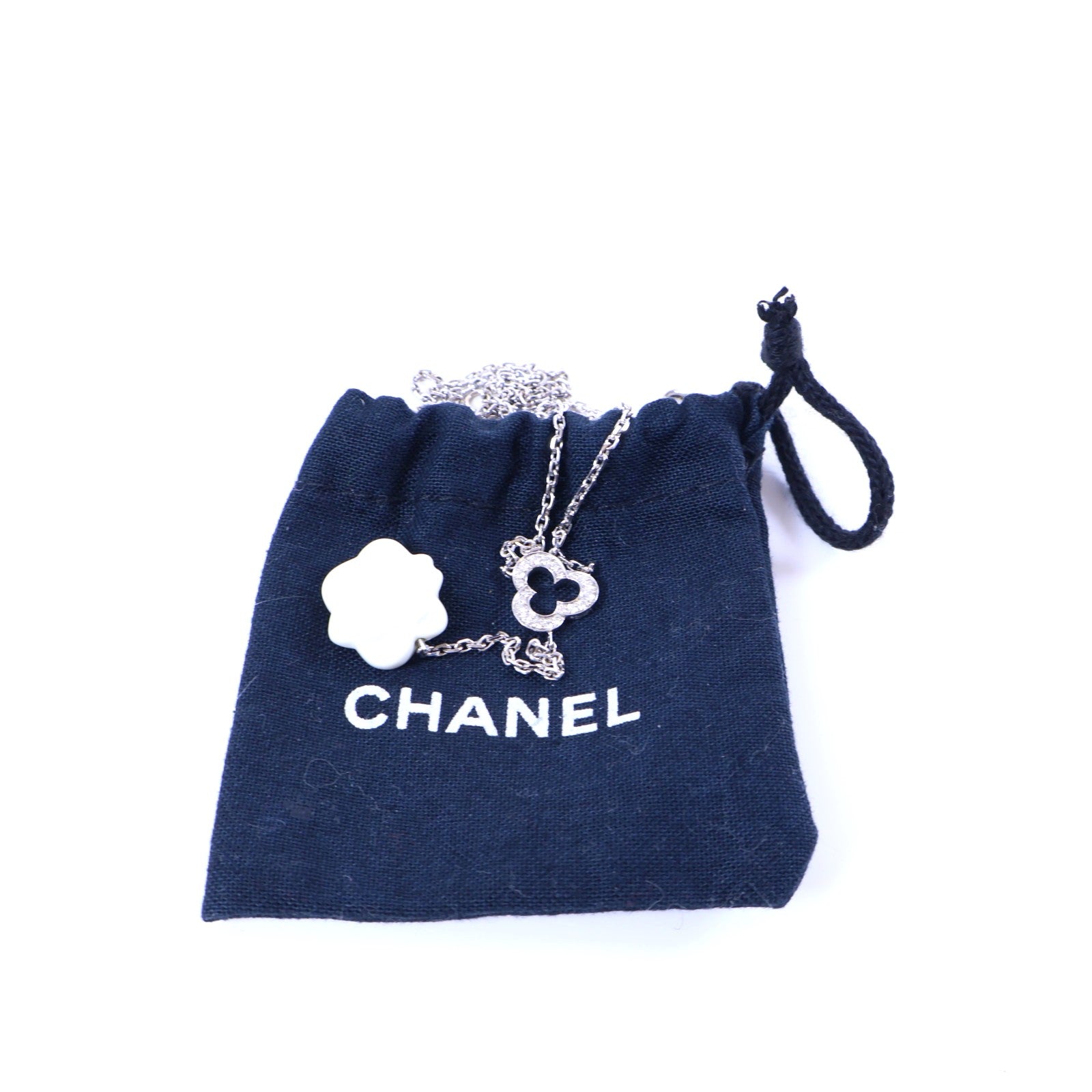 CHANEL 18K白金Camellia White Agate Diamond Necklace鑽石項鍊