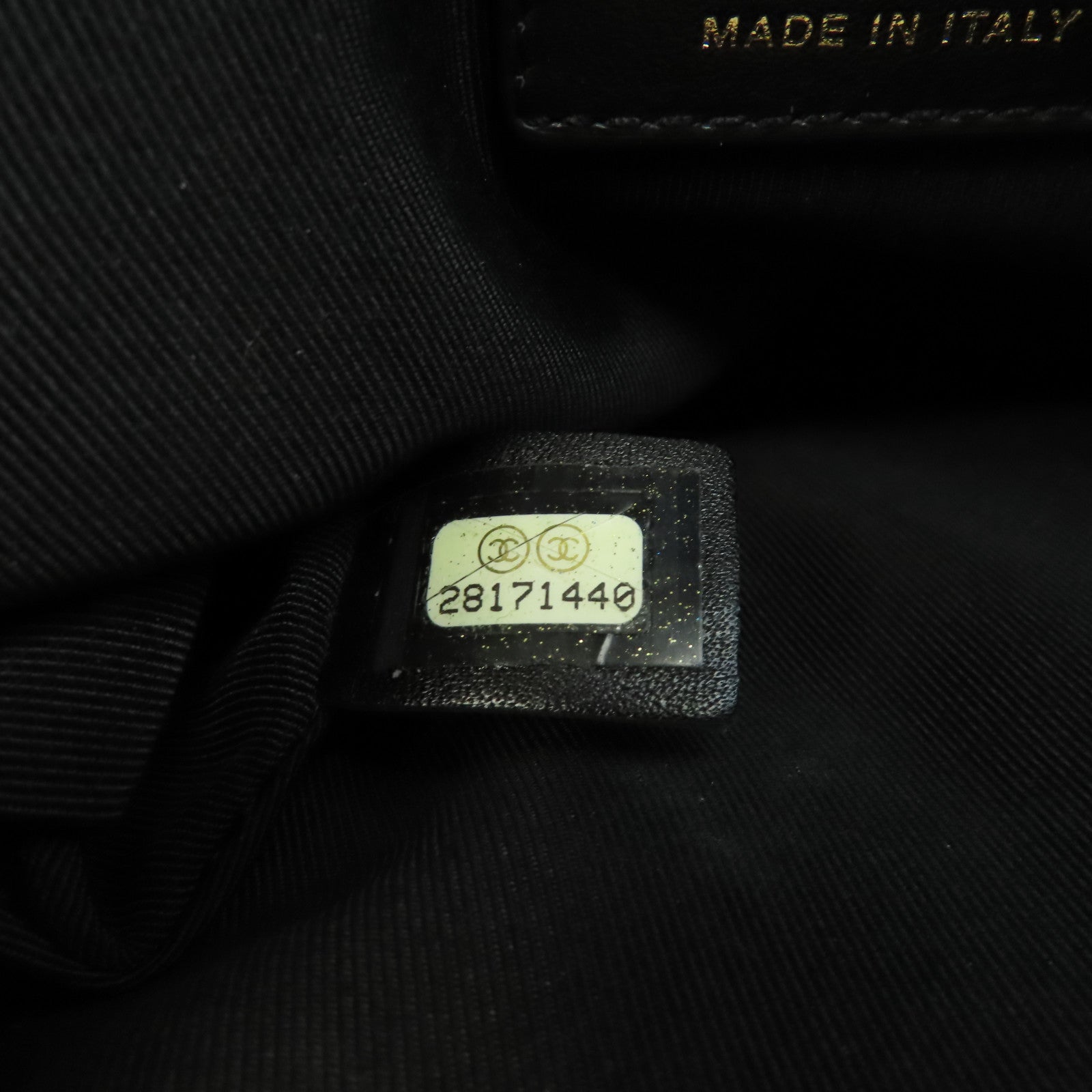 CHANEL 菱格牛皮皮革Waist Bag金釦鏈帶肩背袋黑色