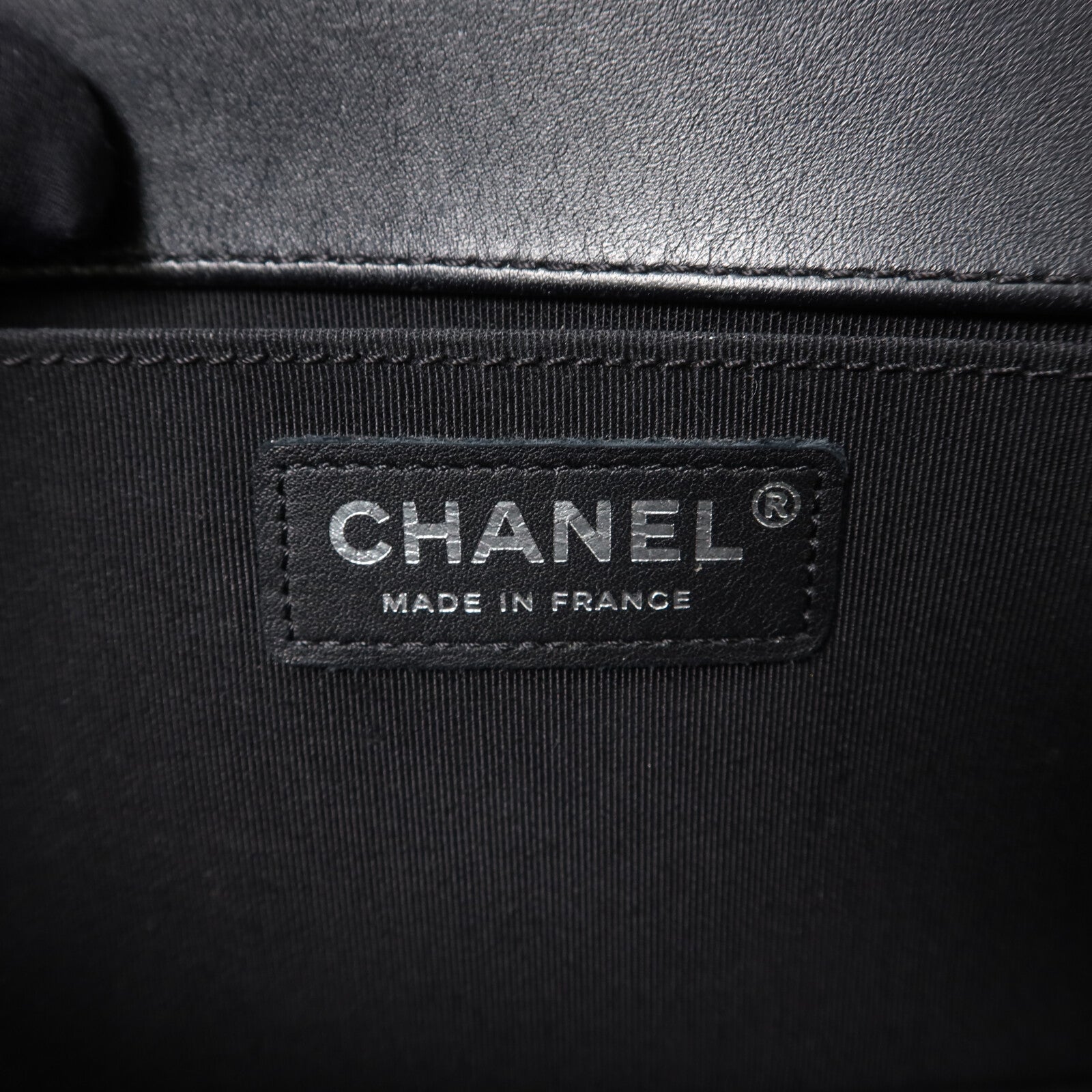 CHANEL 羊皮皮革Boy 25鏈帶肩背袋