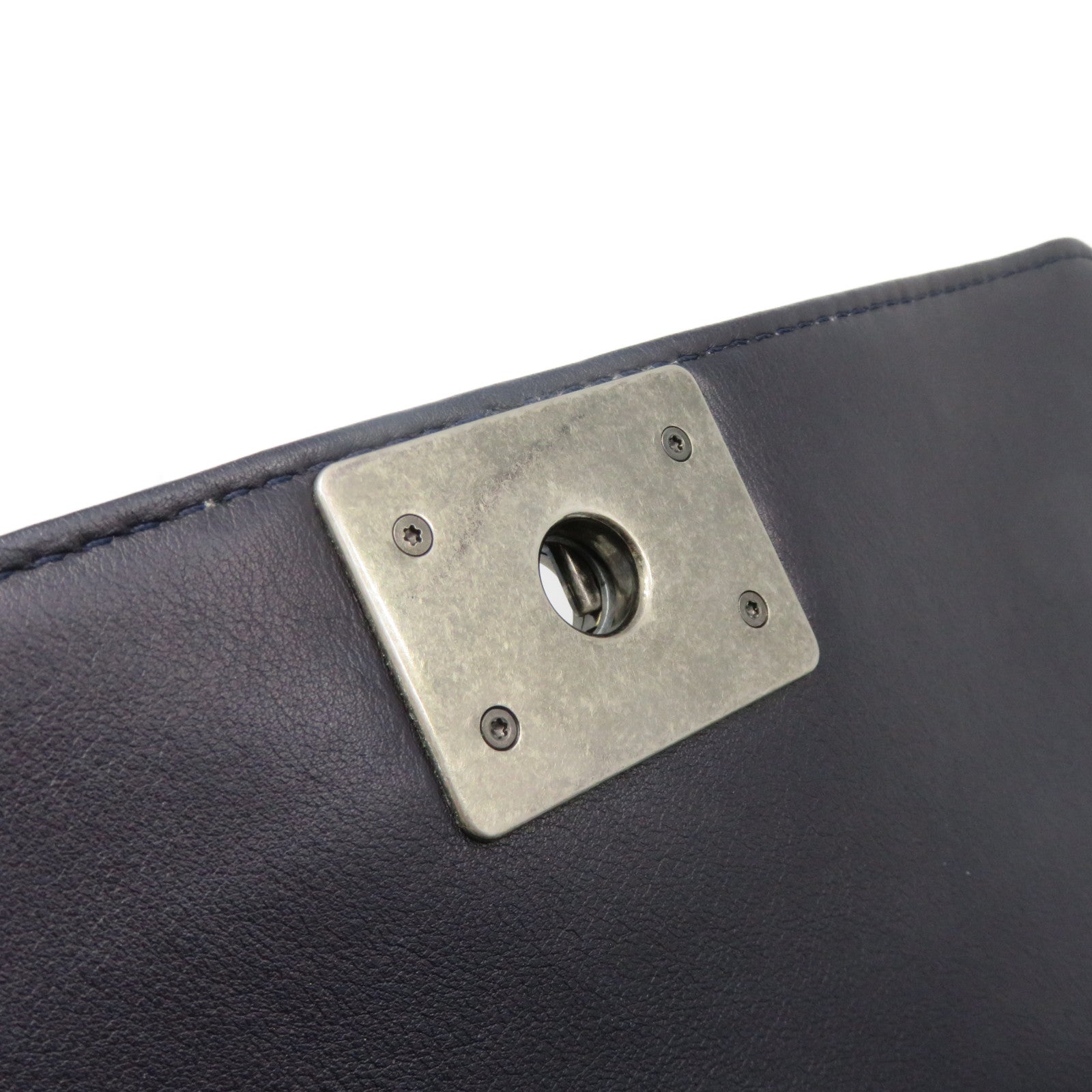 CHANEL 【激減優惠】菱格漆皮皮革Boy Chanel Chain Shoulder Bag銀扣鏈帶肩背袋寶藍色