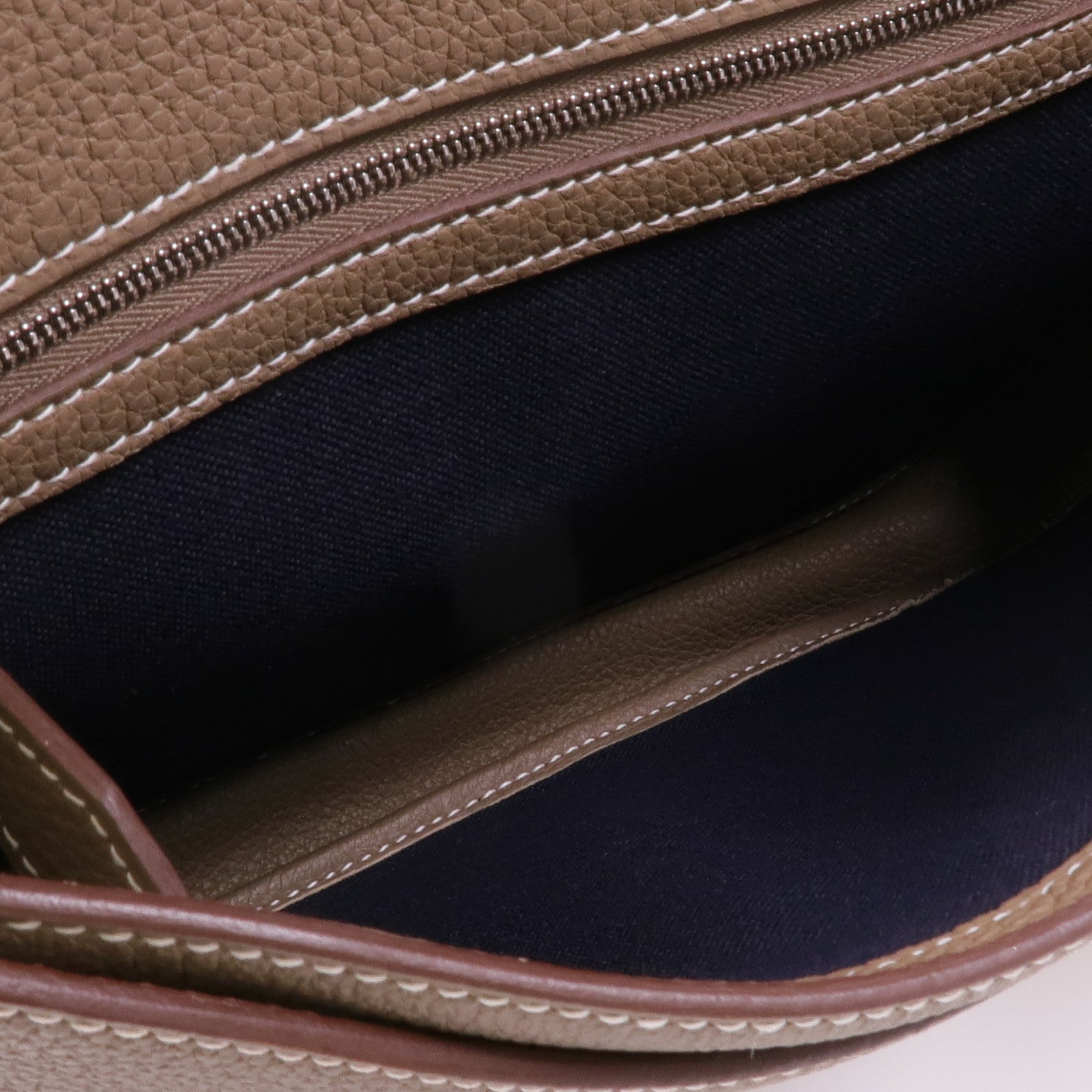 HERMES Togo皮革Steve Light Junior銀扣肩背袋Etoupe