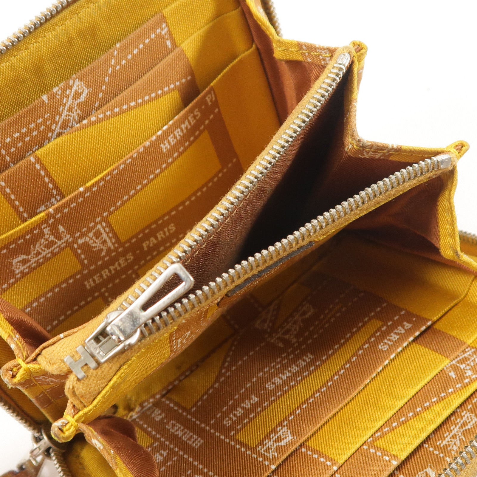 HERMES Epsom皮革/絲質Silk In Compact錢包Gold