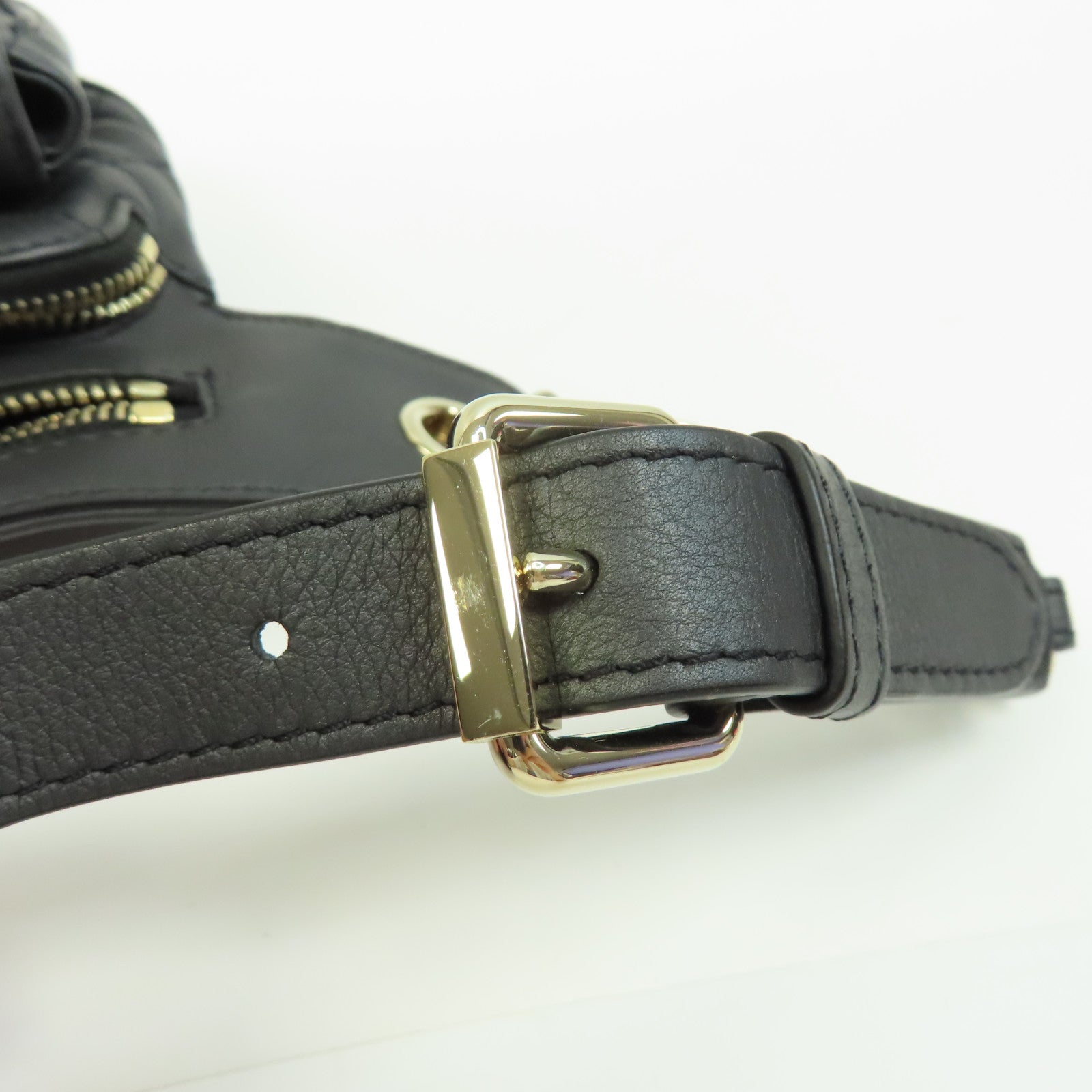 CHANEL 菱格牛皮皮革Waist Bag金釦鏈帶肩背袋黑色