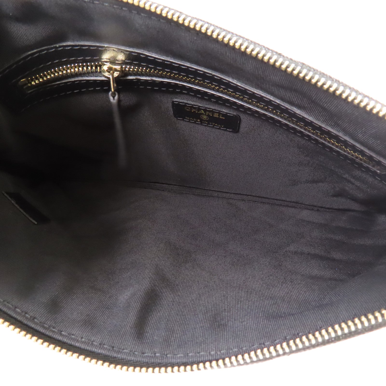 CHANEL 牛皮皮革Pouch/Clutch金扣手拿包