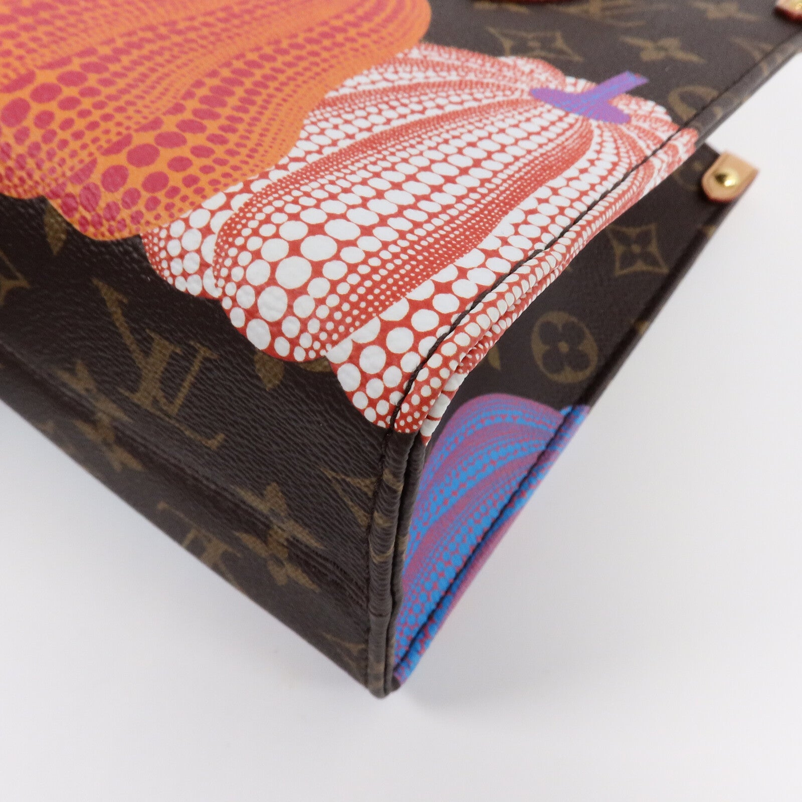 LOUIS VUITTON Monogram Reverse LV x YK OnTheGo PM手挽肩背兩用袋