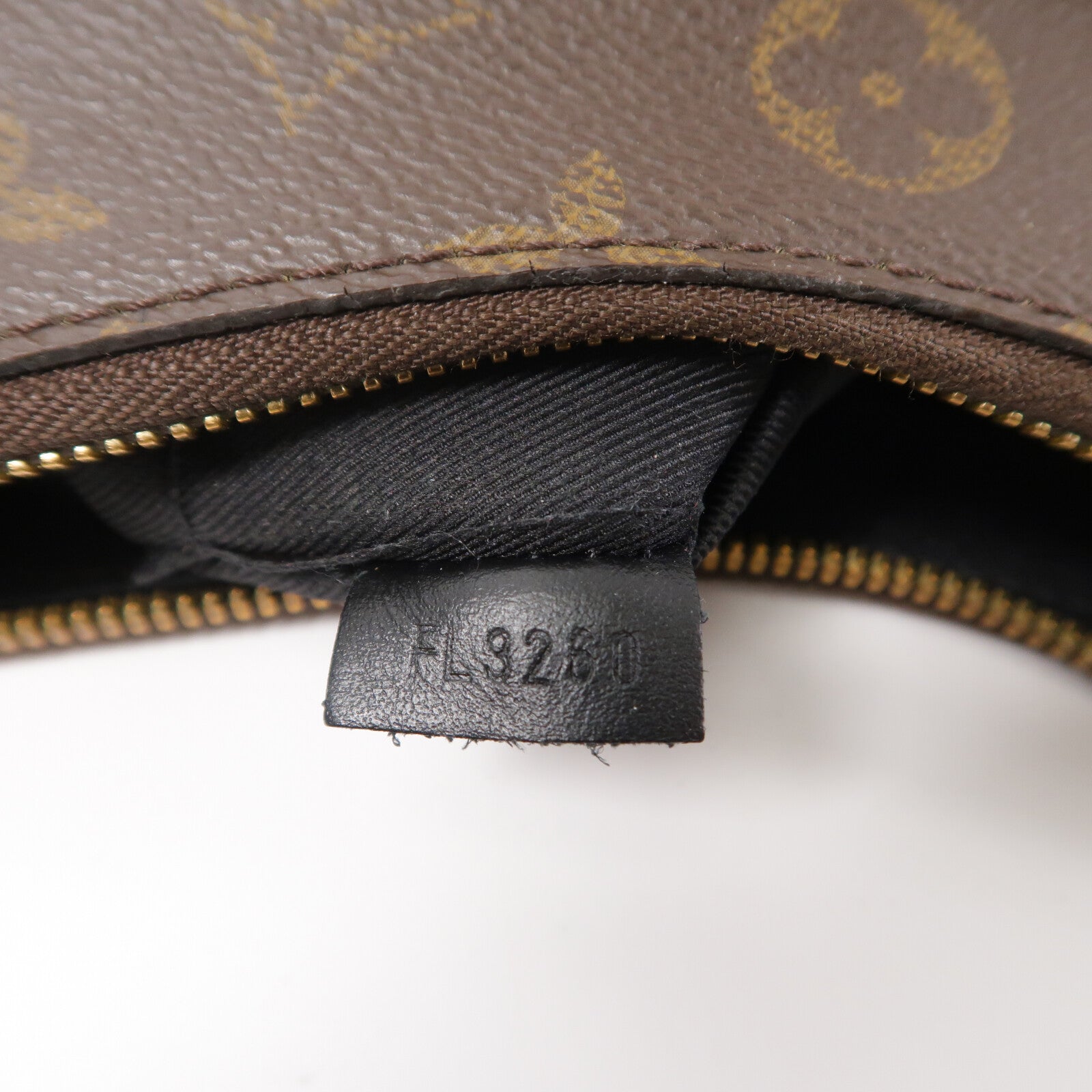 LOUIS VUITTON Monogram Odeon PM肩背袋