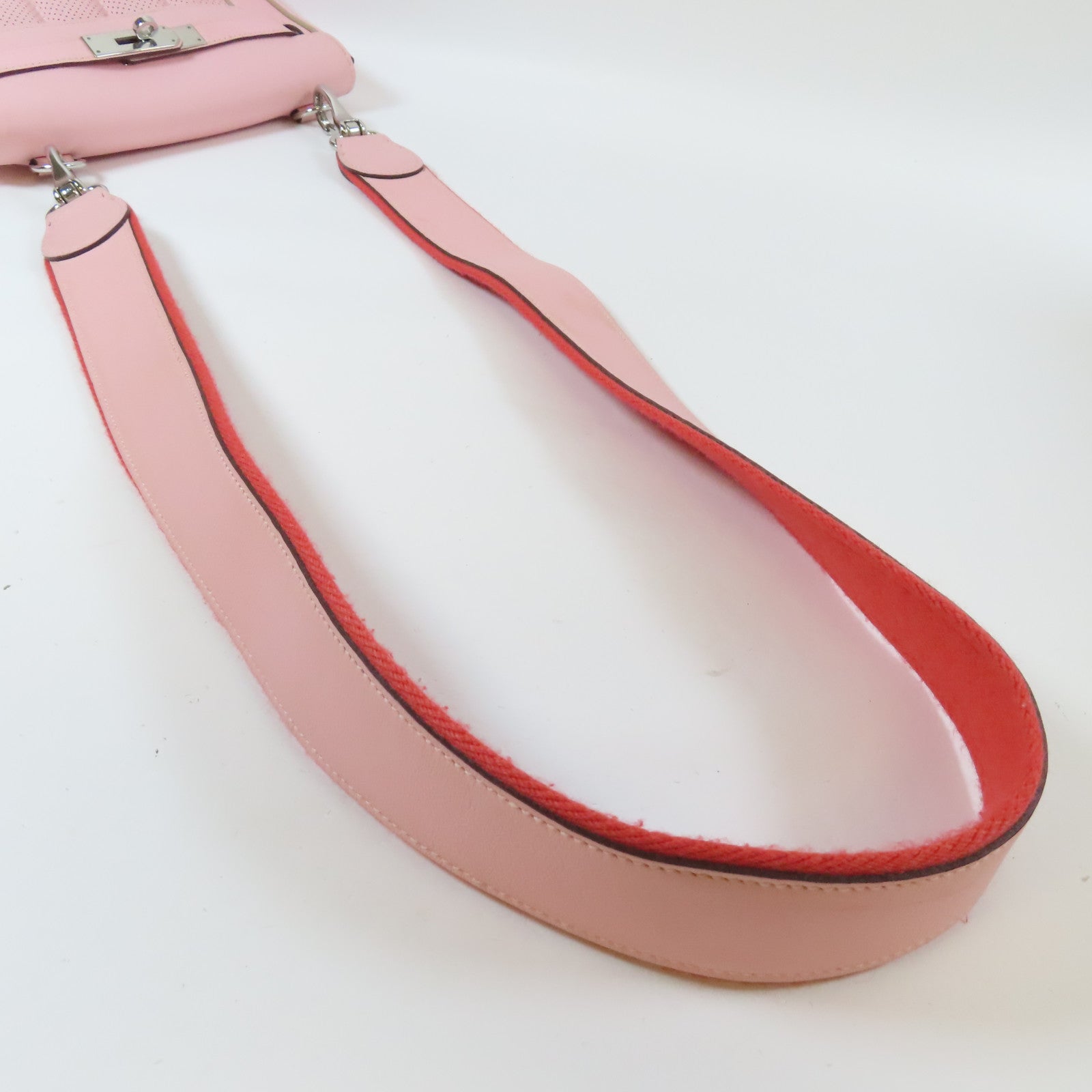 HERMES Swift皮革Mini Berline銀扣肩背袋Rose Sakura/櫻花粉