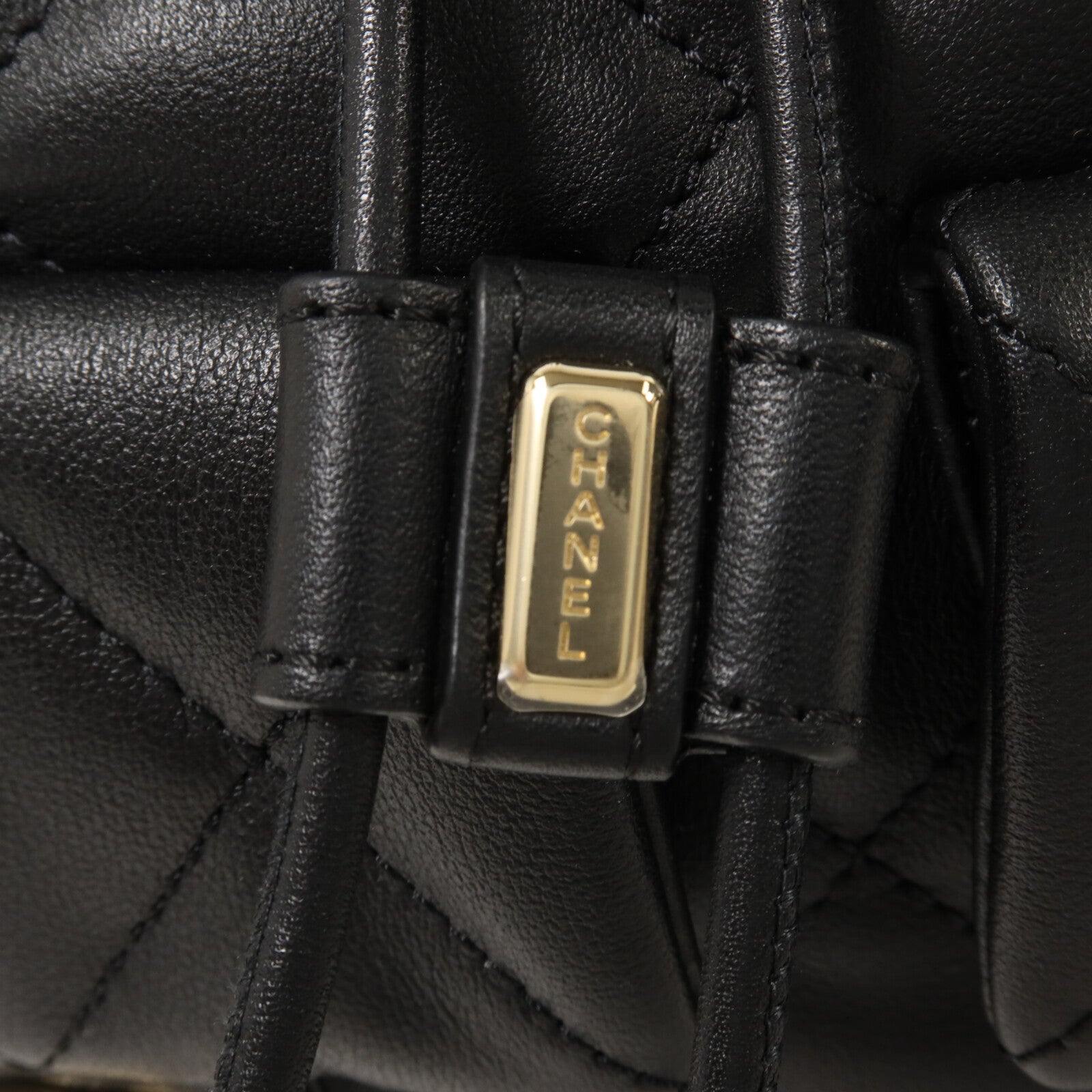 CHANEL 牛皮皮革Backpack鏈帶背包