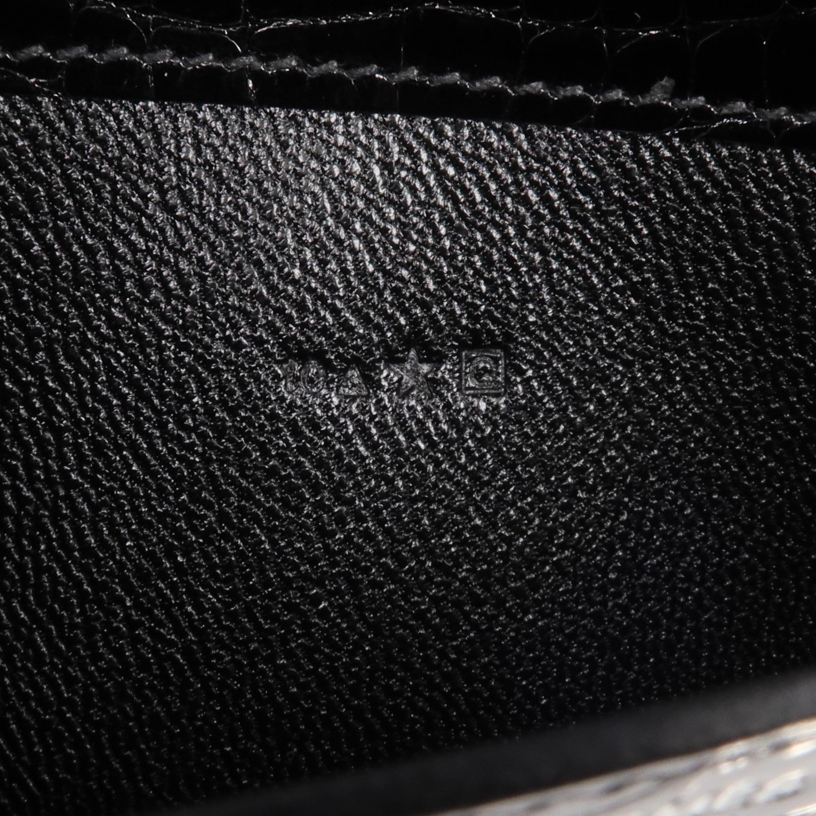 HERMES 【激減優惠】Alligator皮革Constance Long Wallet銀扣長錢包Noir