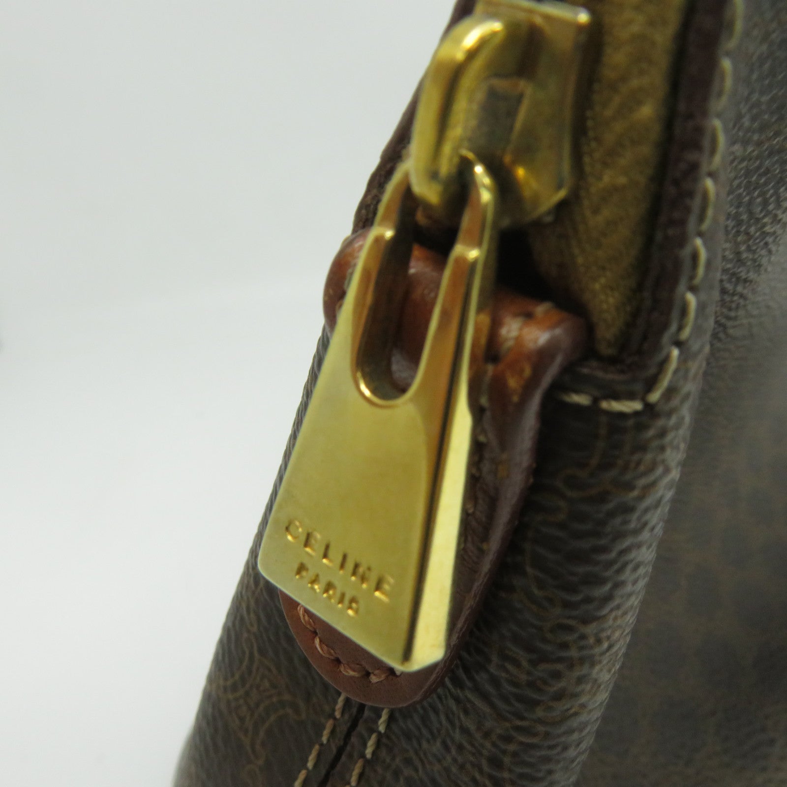 CELINE 塗層帆布Macadam Handbag金扣手挽袋啡色