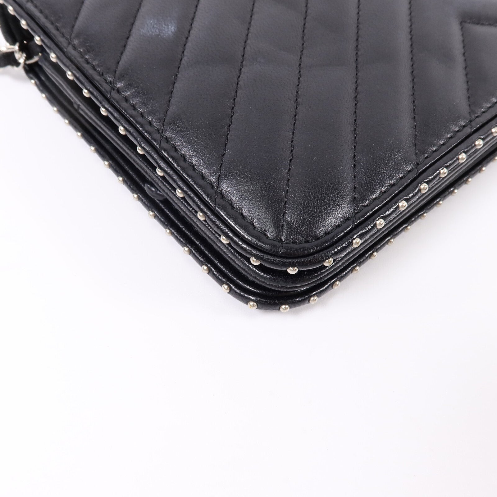 CHANEL 牛皮皮革WOC Wallet On Chain鏈帶肩背袋