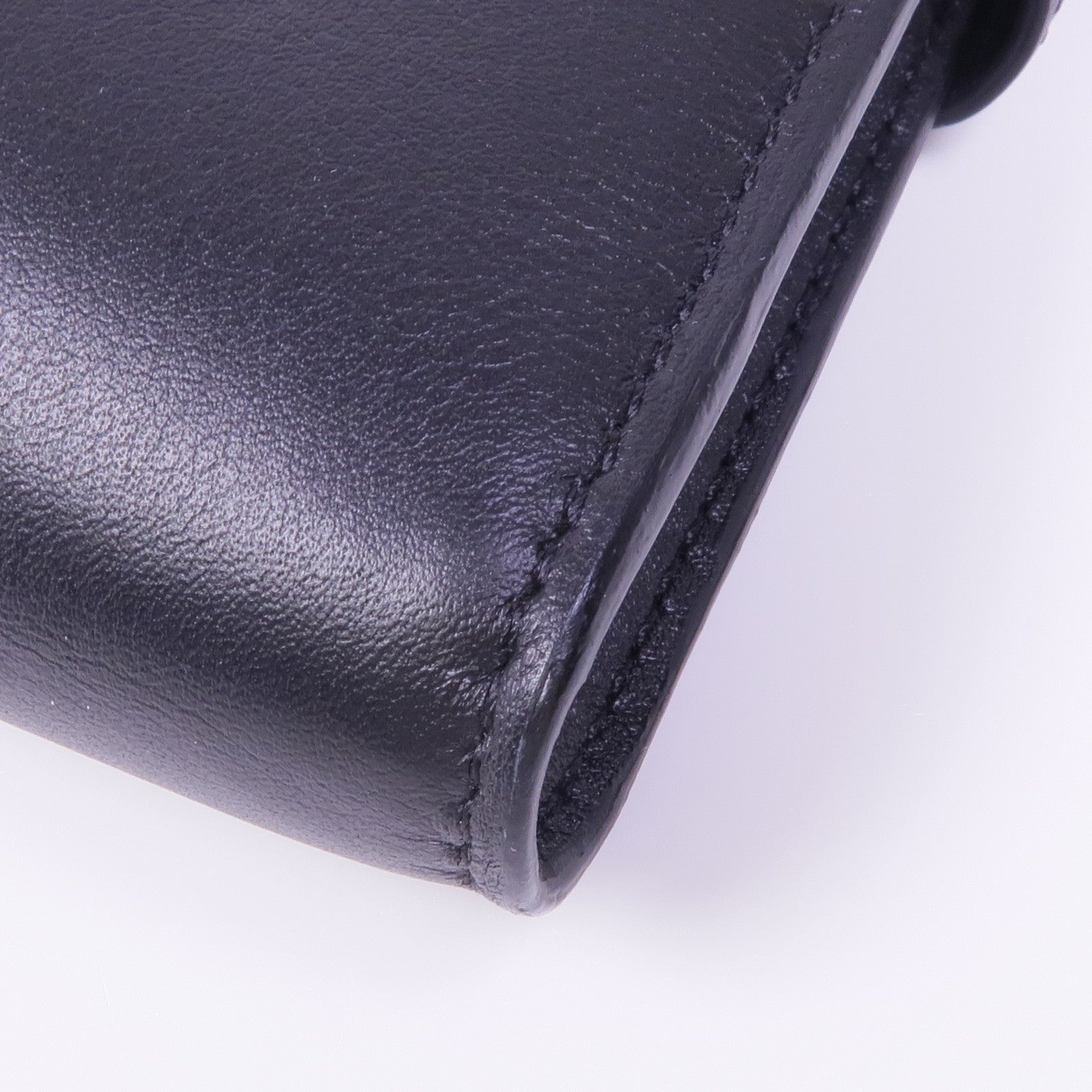 SELECTION 牛皮皮革Tempete Wallet On Chain鏈帶肩背袋