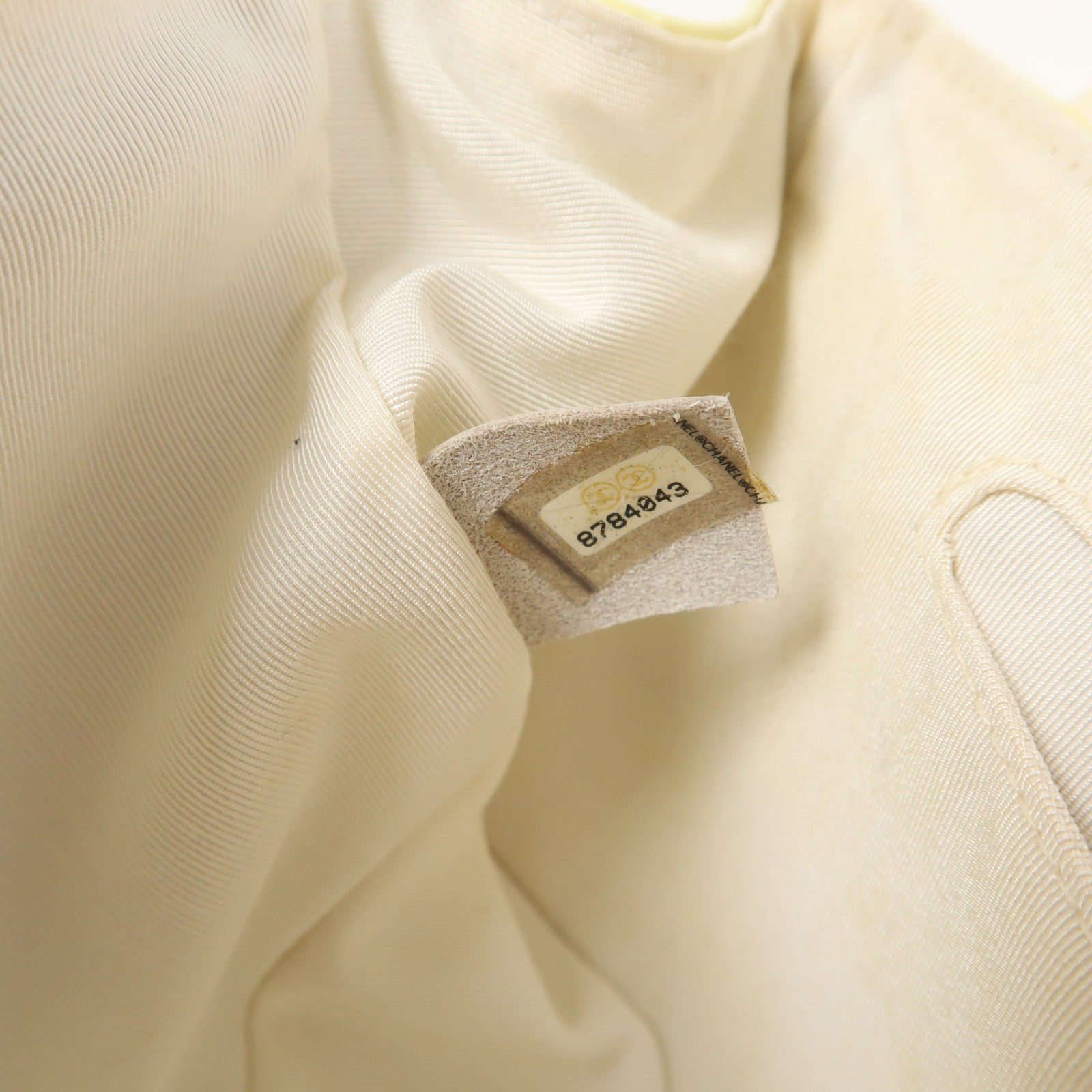 CHANEL 漆皮皮革Chain Shoulder金扣鏈帶肩背袋