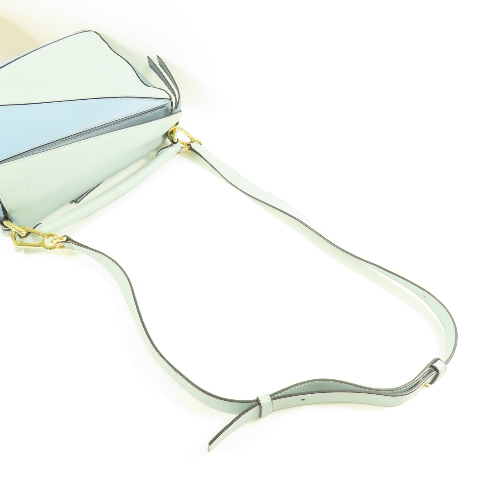 LOEWE 牛皮皮革Puzzle金扣手挽肩背兩用袋