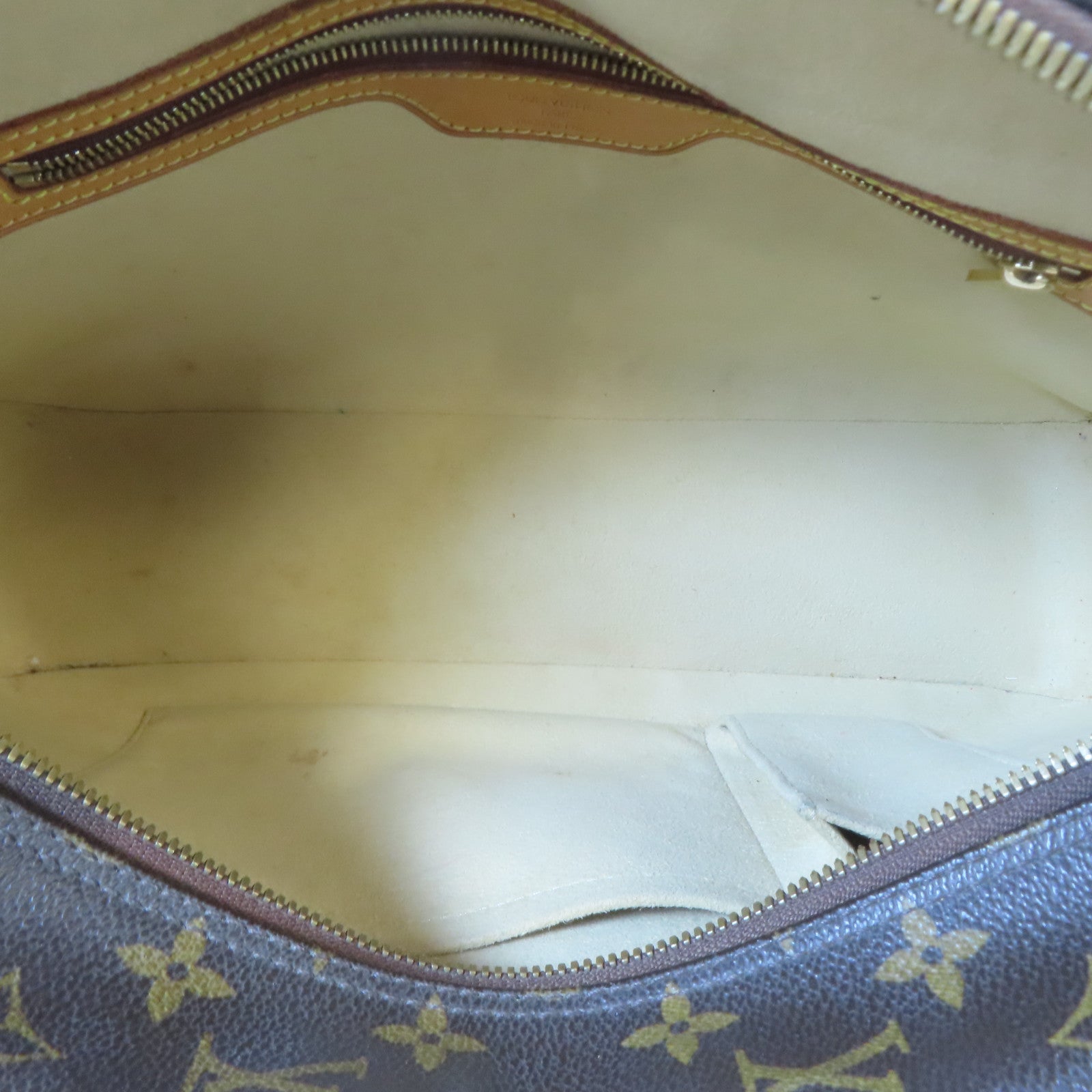 LOUIS VUITTON Monogram Cite GM金扣肩背袋啡色