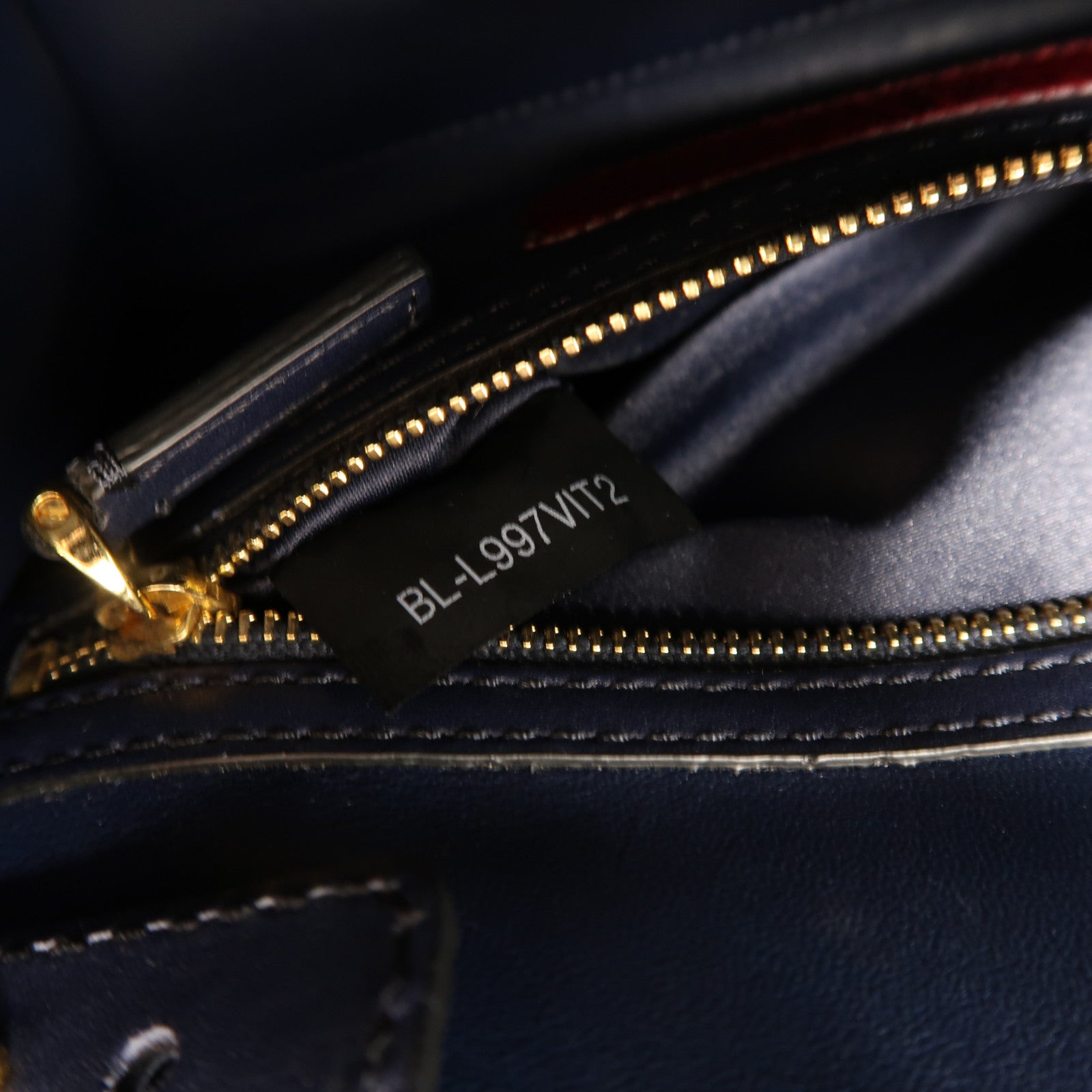 Valentino 牛皮皮革 2 way Shoulder Bag金扣手挽肩背兩用袋