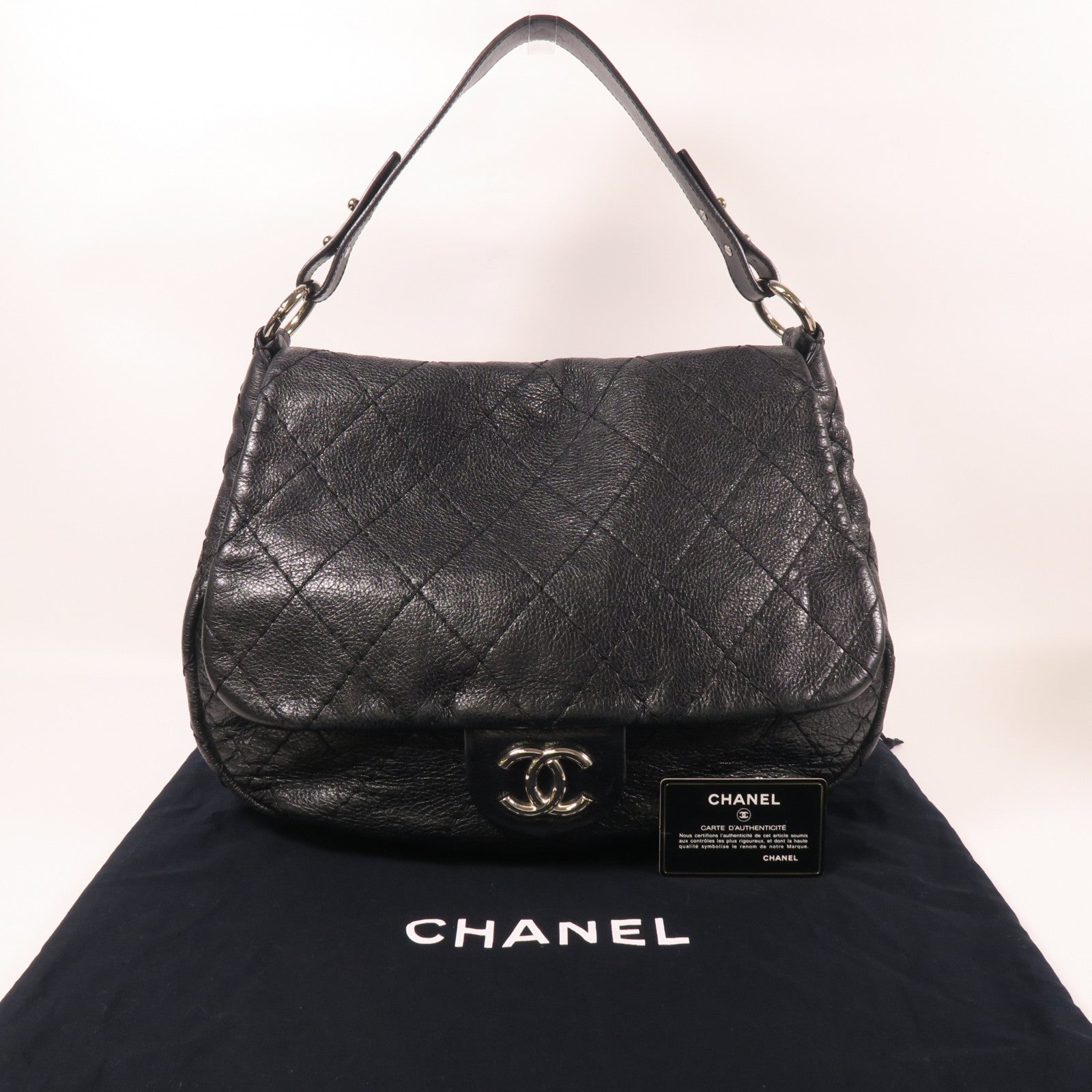 CHANEL 牛皮皮革Shoulder Bag銀扣肩背袋