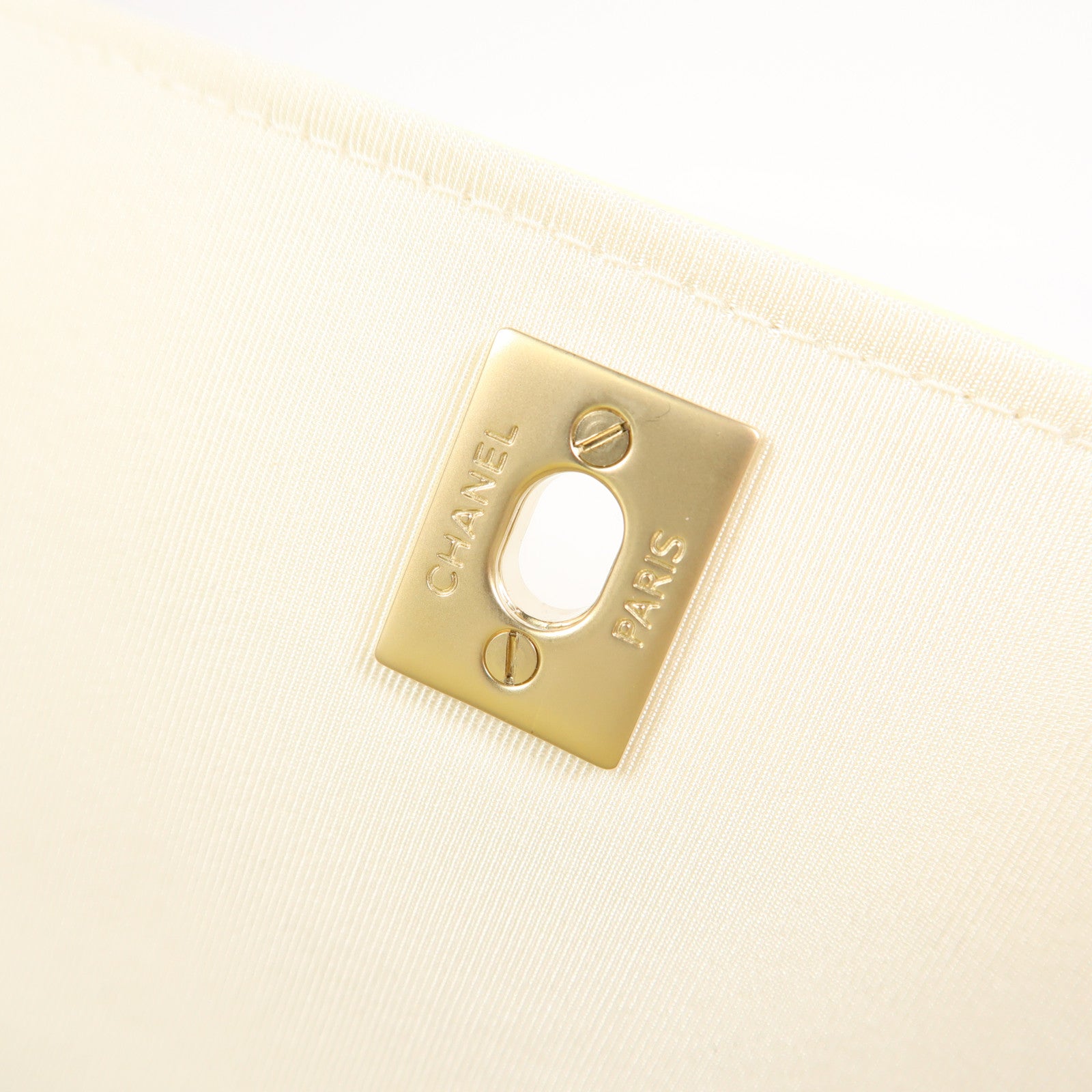 CHANEL 漆皮皮革Chain Shoulder金扣鏈帶肩背袋