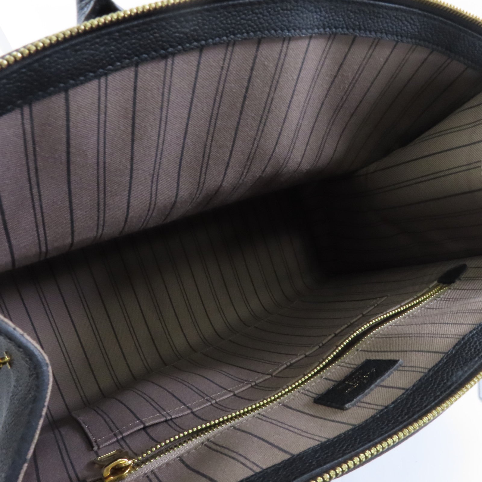 LOUIS VUITTON Monogram Empreinte PontNeuf GM金扣手挽肩背兩用袋黑色