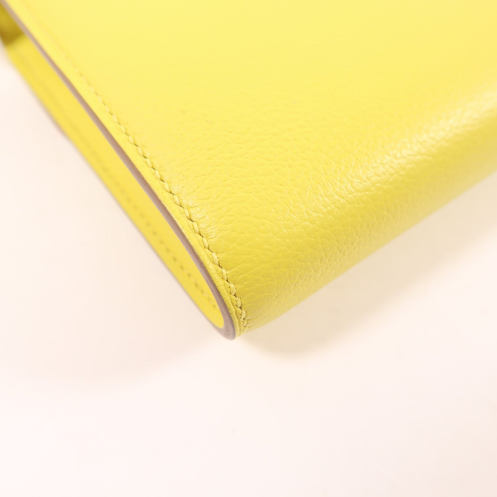 HERMES Evercolor皮革Constance To Go金扣肩背袋Lime