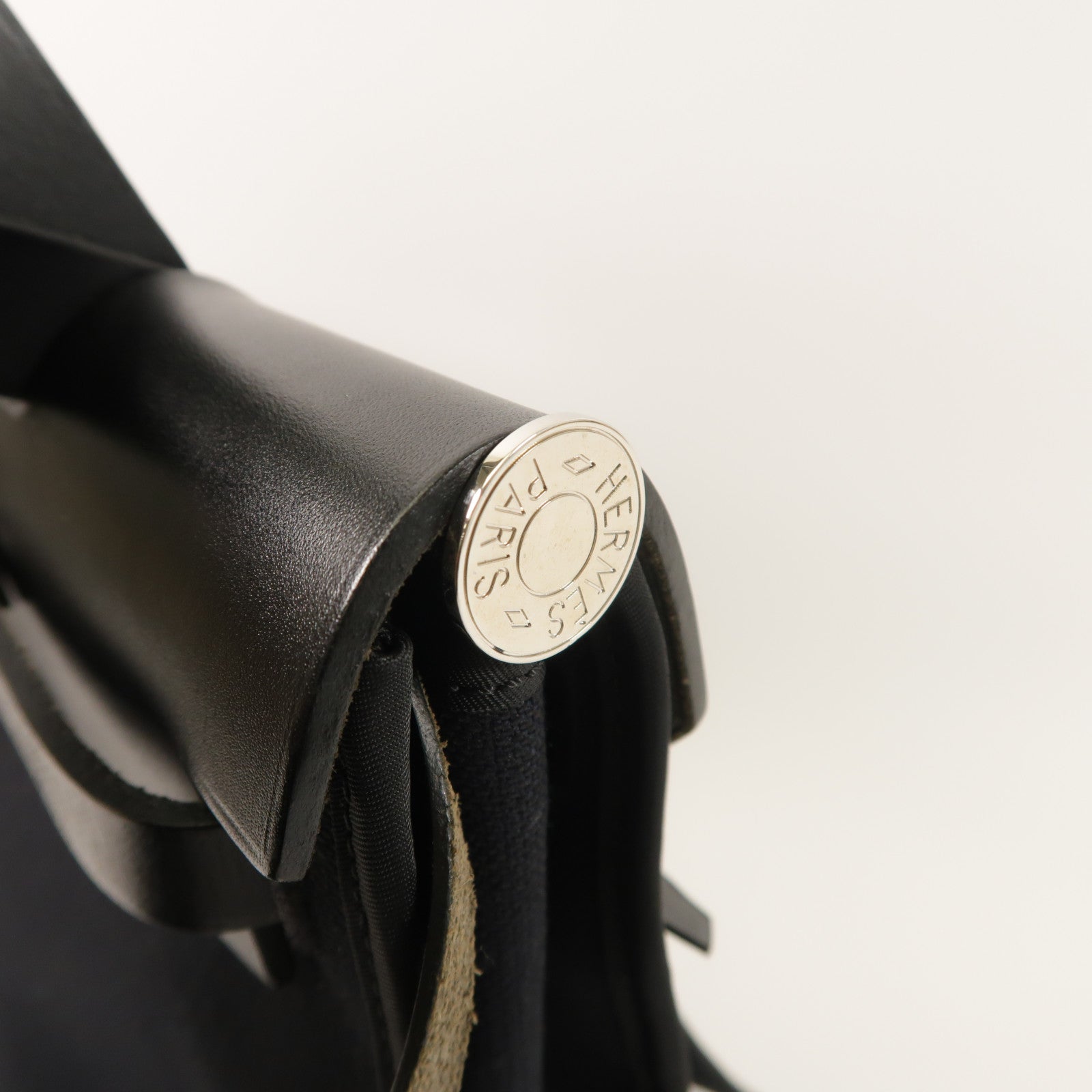 HERMES 帆布牛皮皮革Herbag PM銀扣手挽肩背兩用袋Noir