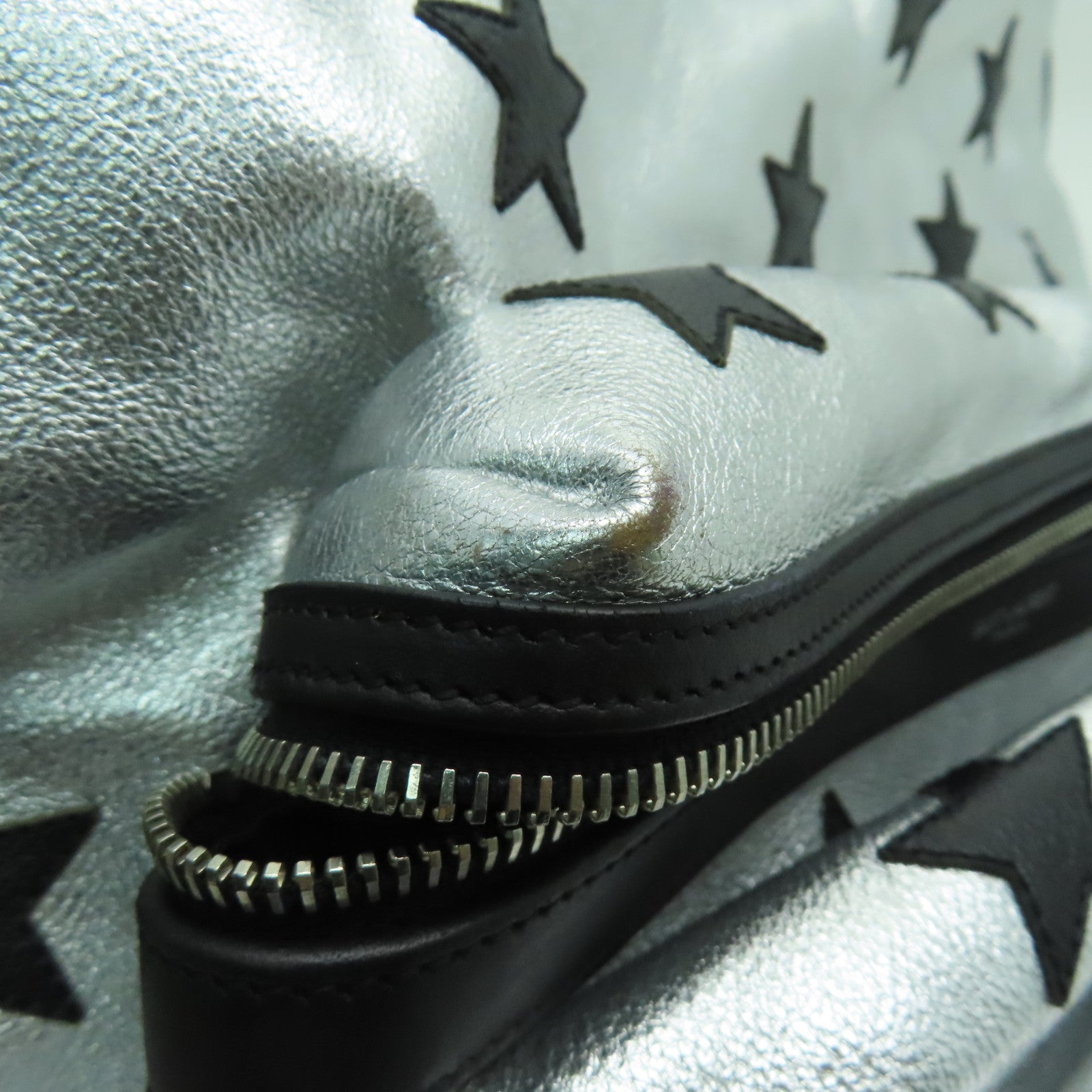 SAINT LAURENT 牛皮皮革Backpack銀扣背包銀色/黑色