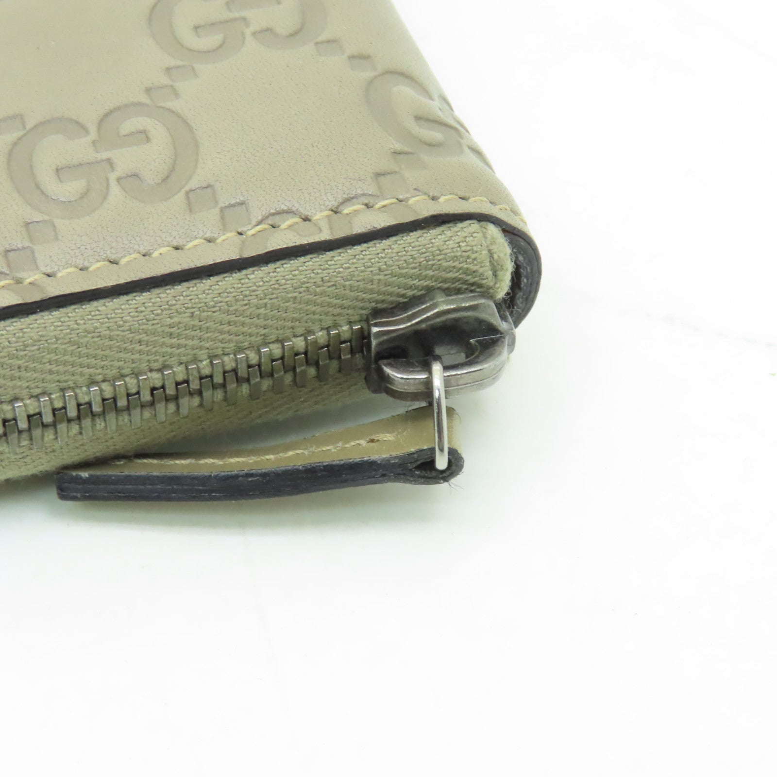 GUCCI 【激減優惠】牛皮皮革Wallet銀扣錢包米色
