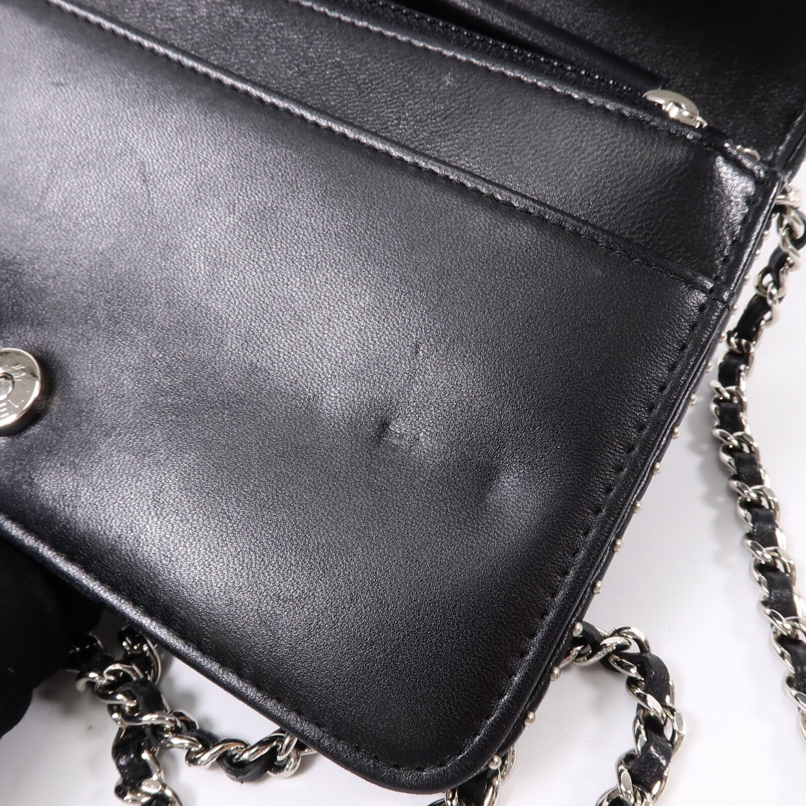 CHANEL 牛皮皮革WOC Wallet On Chain鏈帶肩背袋