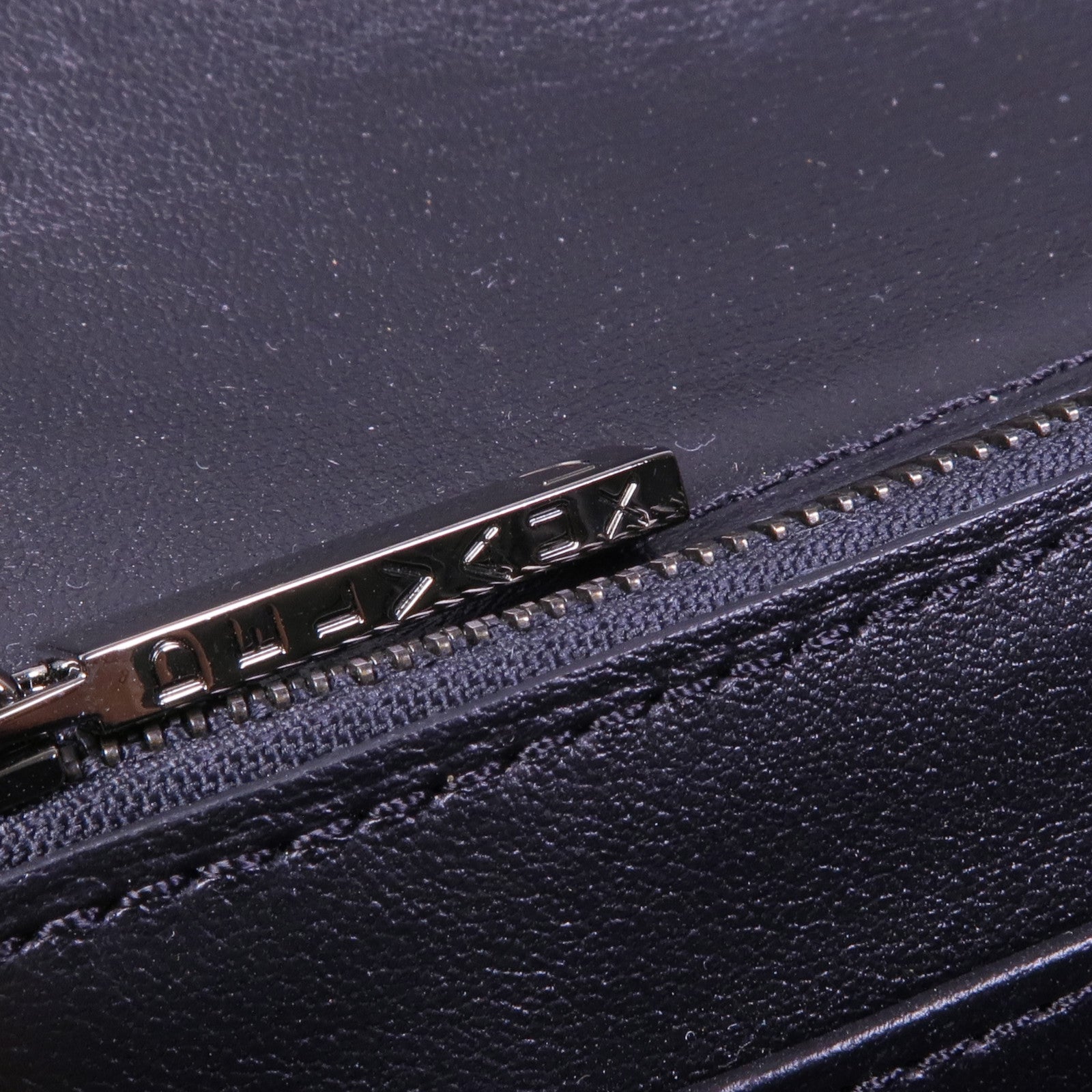 SELECTION 牛皮皮革Tempete Wallet On Chain鏈帶肩背袋