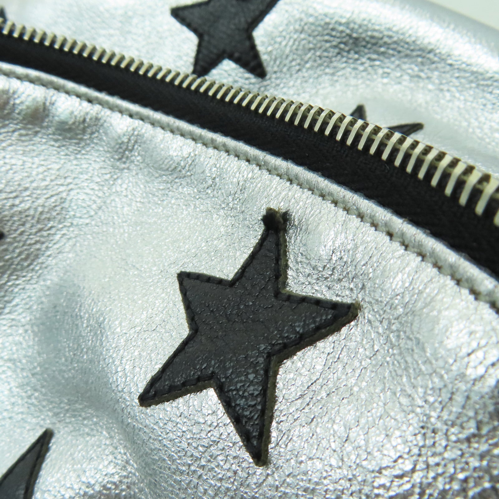 SAINT LAURENT 牛皮皮革Backpack銀扣背包銀色/黑色