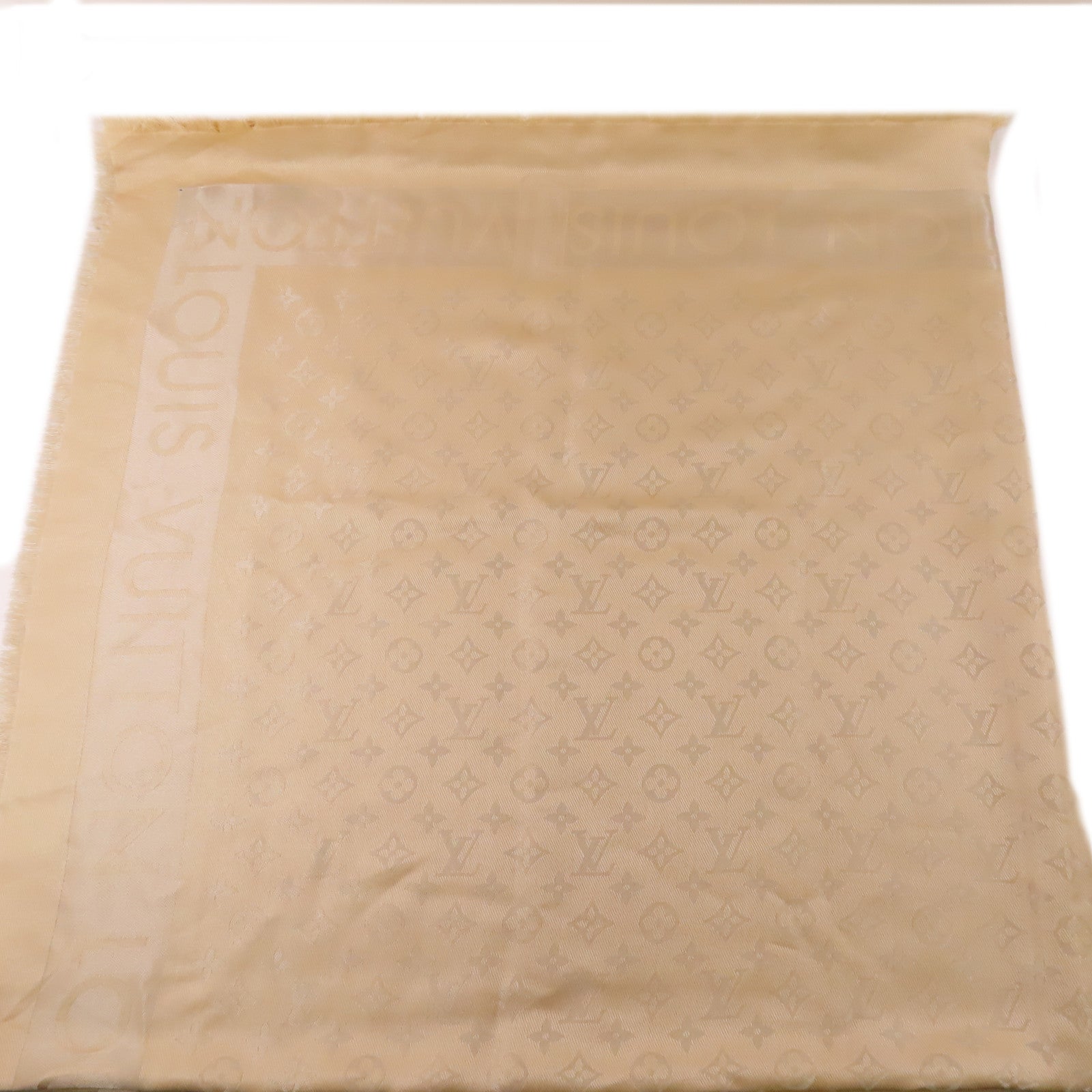 LOUIS VUITTON 絲質/Viscose Lock And Go Shine Scarf絲巾米色