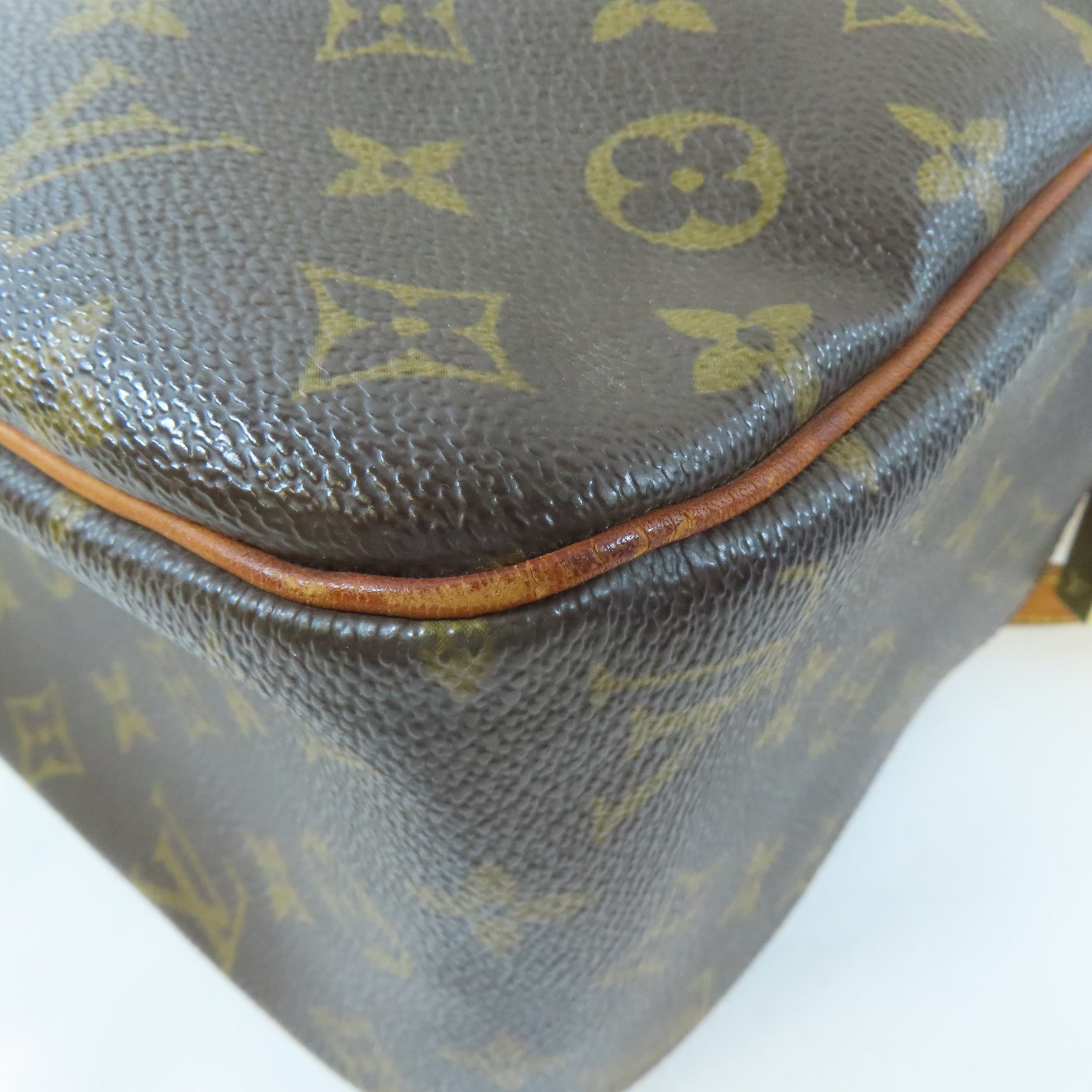 LOUIS VUITTON Monogram Cite GM金扣肩背袋啡色