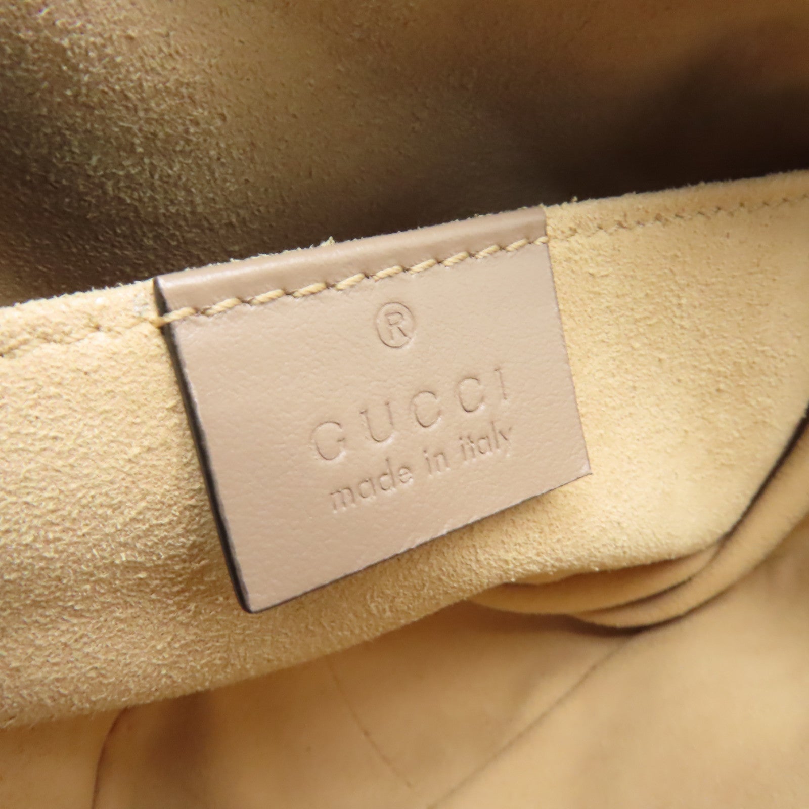 GUCCI 【激減優惠】牛皮皮革GG Marmont Mini金扣肩背袋啡色