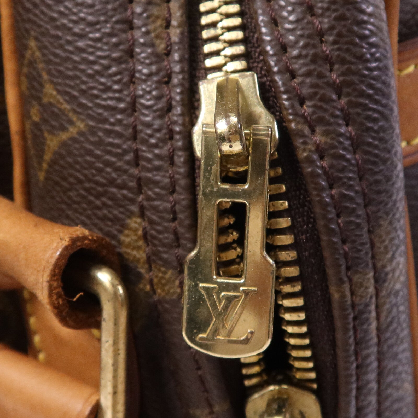 LOUIS VUITTON Monogram Reporter GM金扣肩背袋