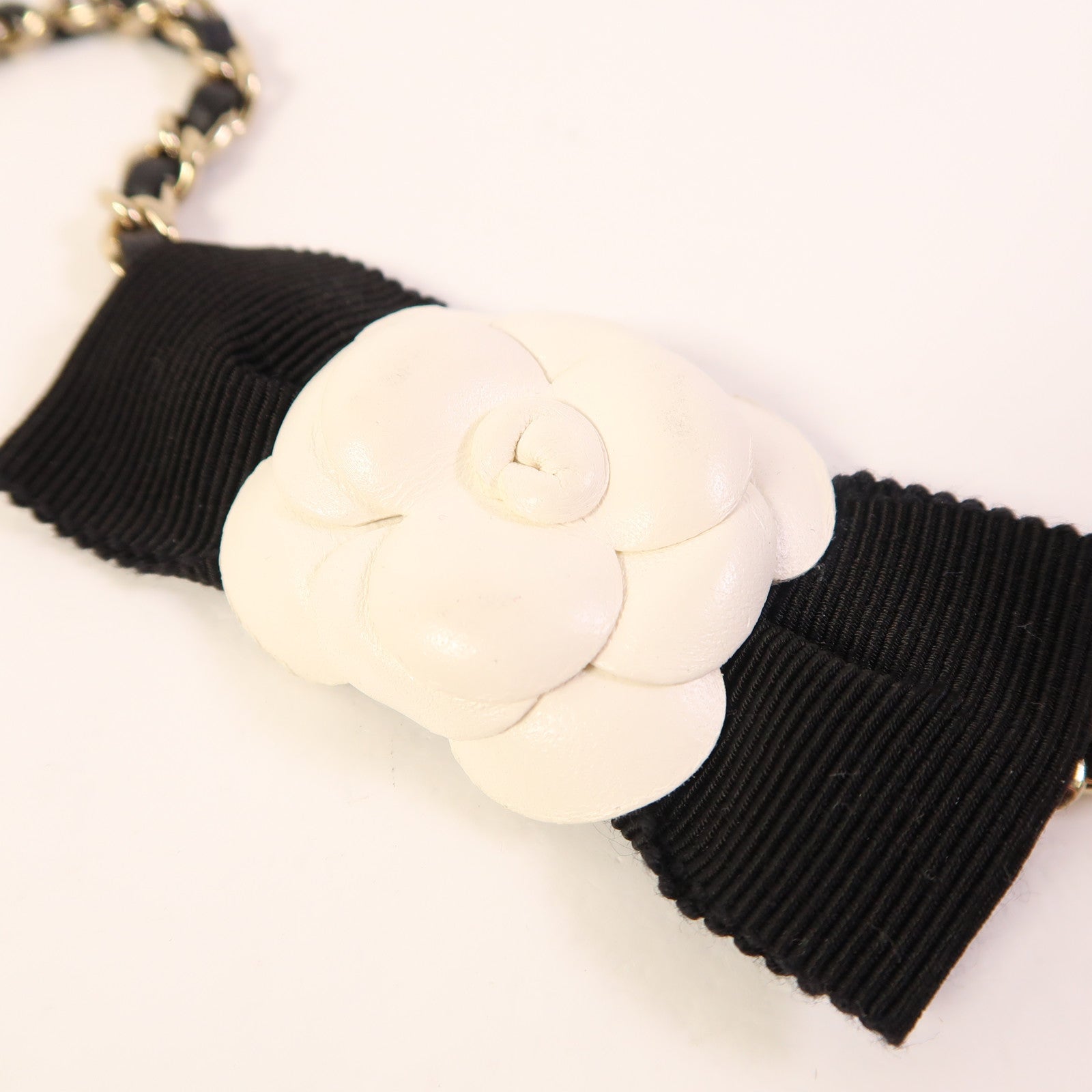 CHANEL Satin Chain Shoulder金扣鏈帶肩背袋