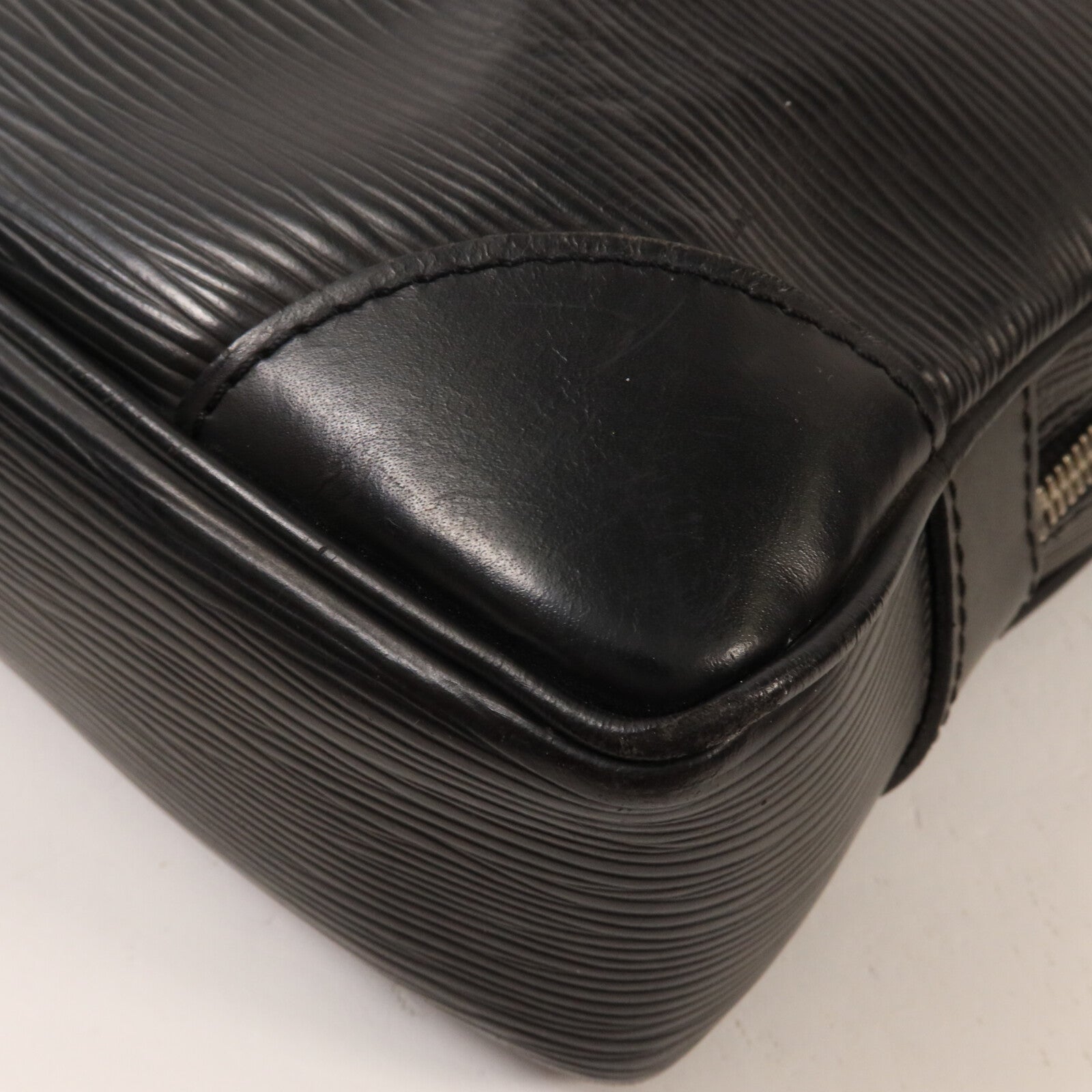 LOUIS VUITTON Epi Porte-Documents Voyage公事包