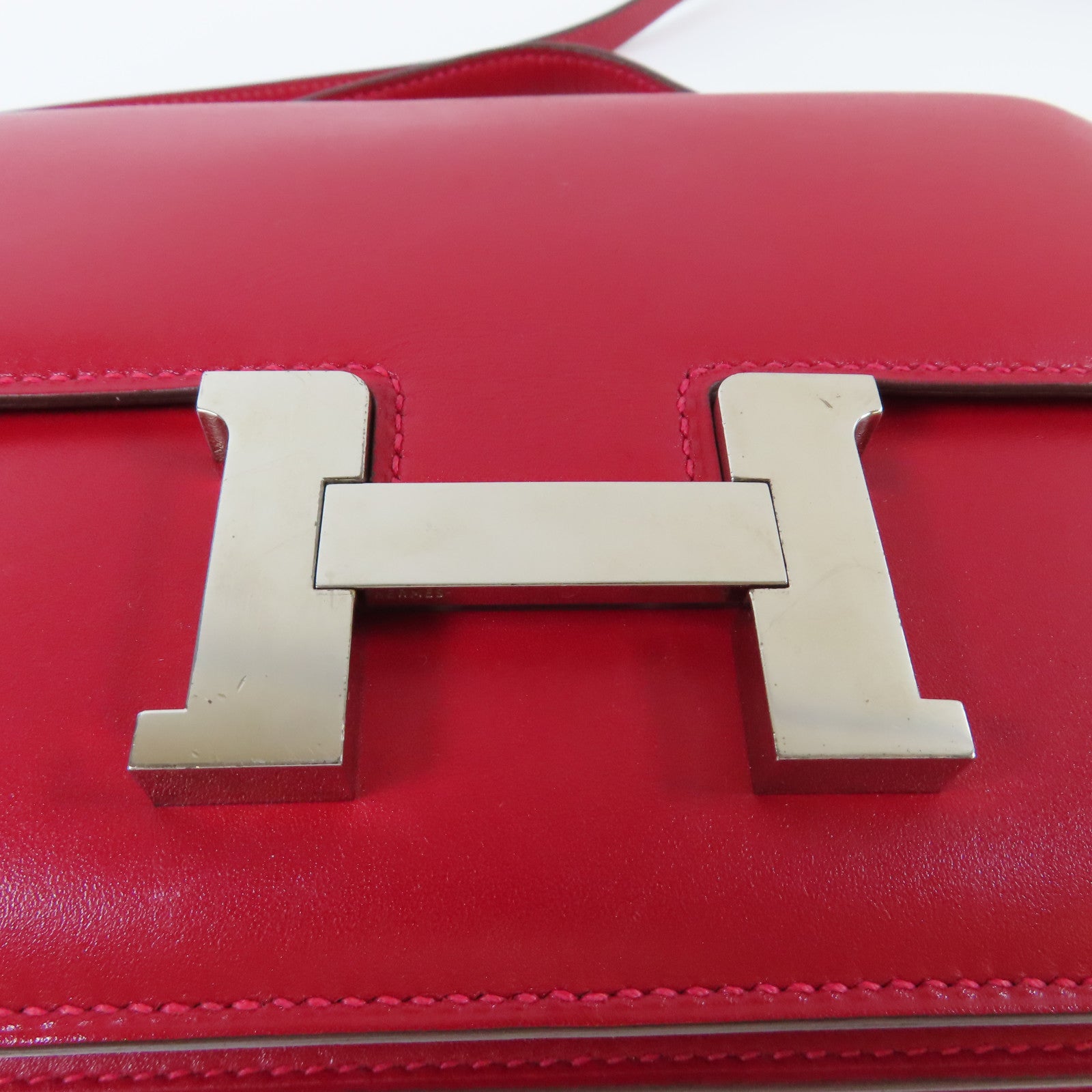 HERMES 【激減優惠】Swift皮革Constance Mini銀扣肩背袋Rouge/紅色