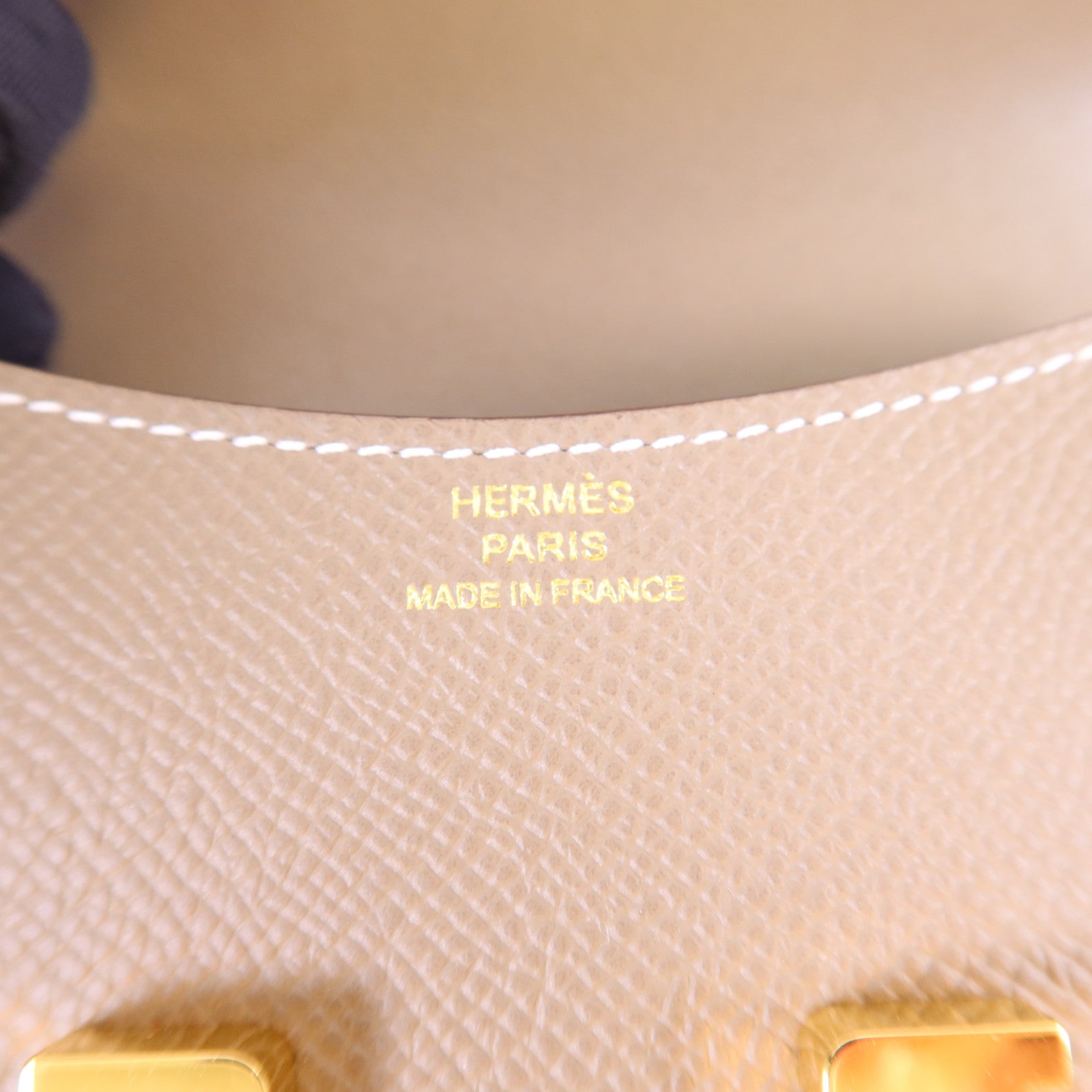 HERMES Epsom皮革Constance Slim金扣錢包Etoupe