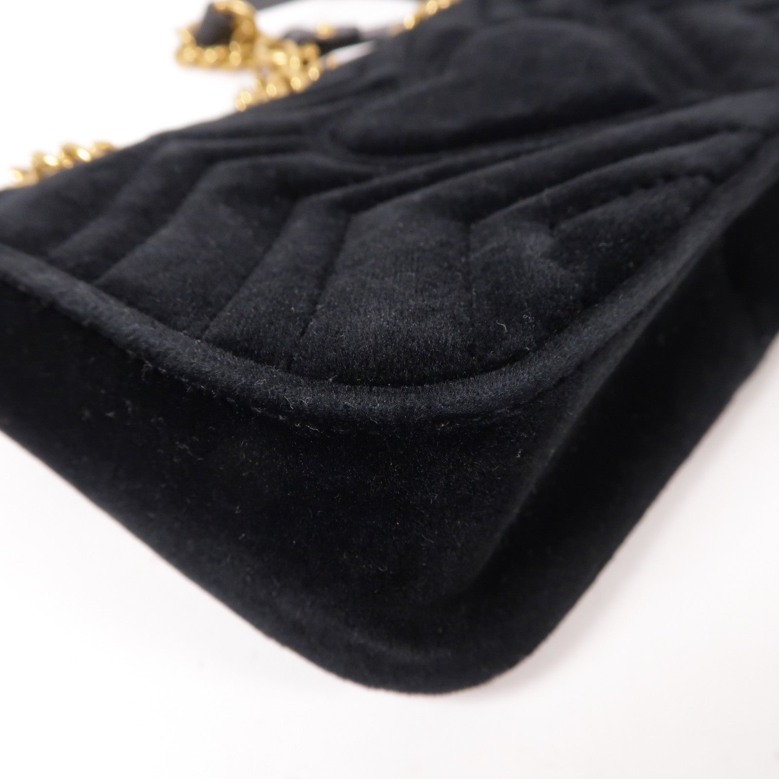 GUCCI 天鵝絨Mini GG Marmont金扣鏈帶肩背袋黑色