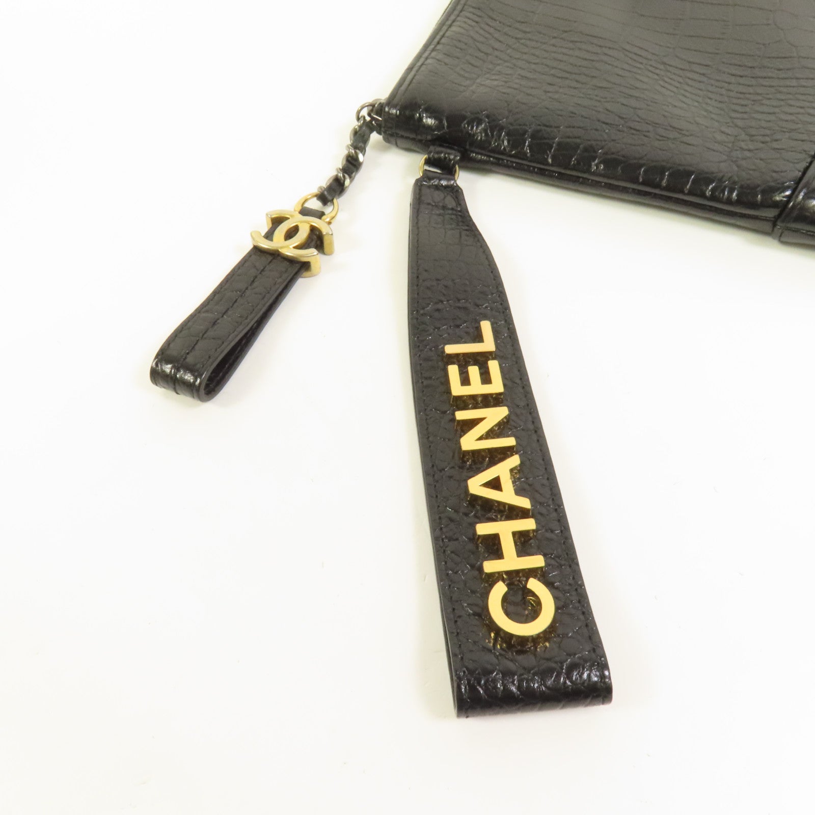 CHANEL 牛皮皮革Pouch金扣手拿包