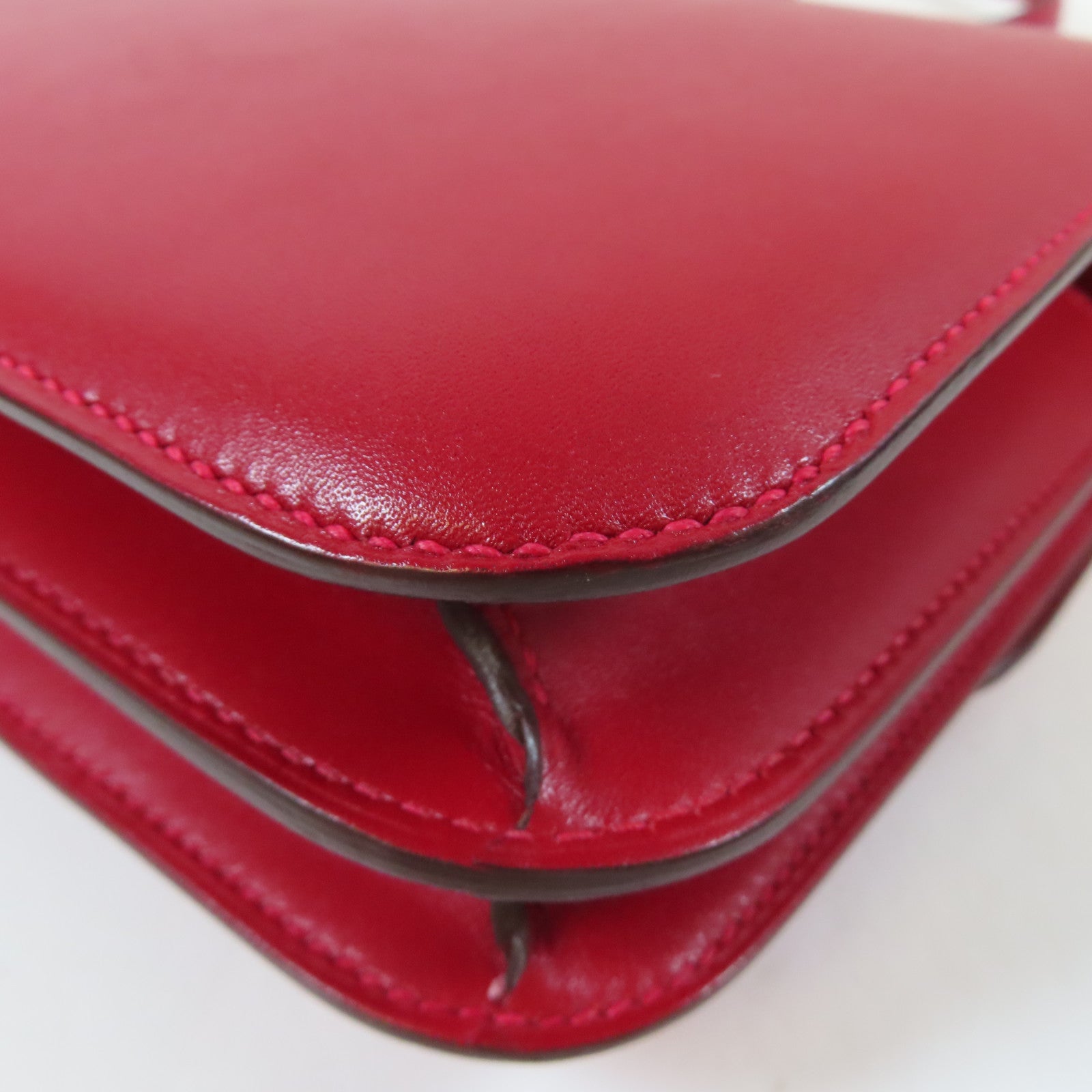 HERMES 【激減優惠】Swift皮革Constance Mini銀扣肩背袋Rouge/紅色